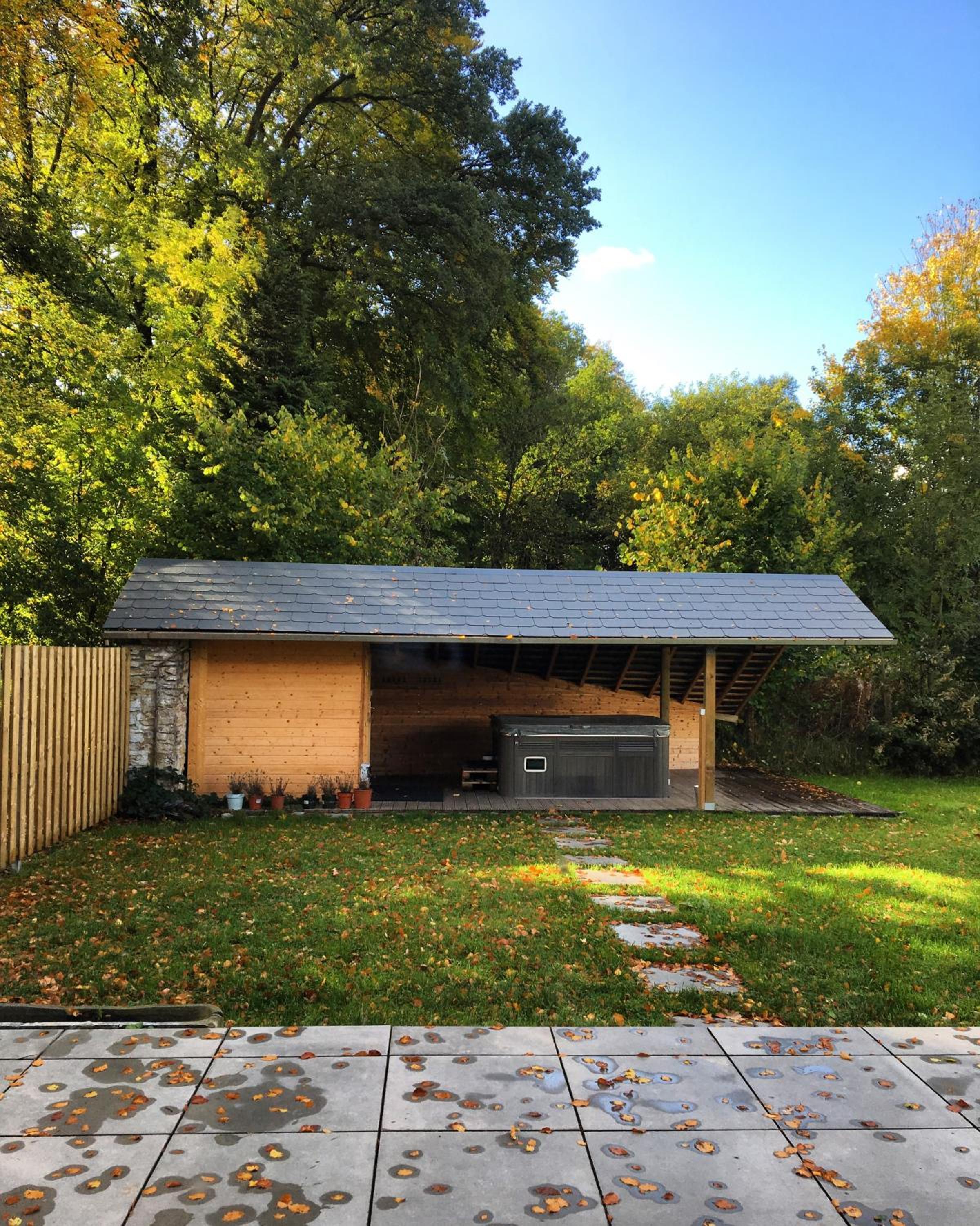 De Meute holiday home with sauna & jacuzzi!