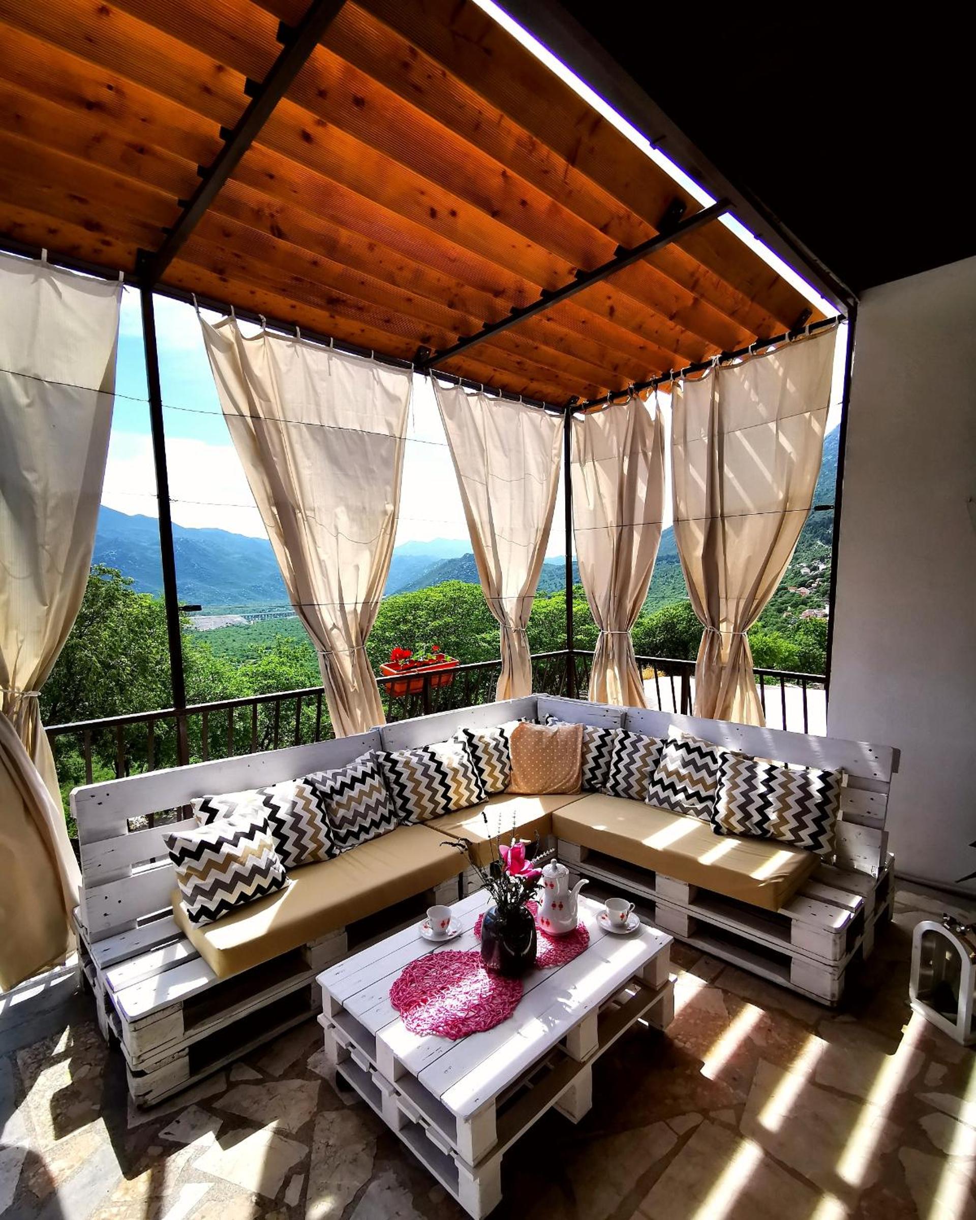 Comfort apartment with garage Aria view 5
