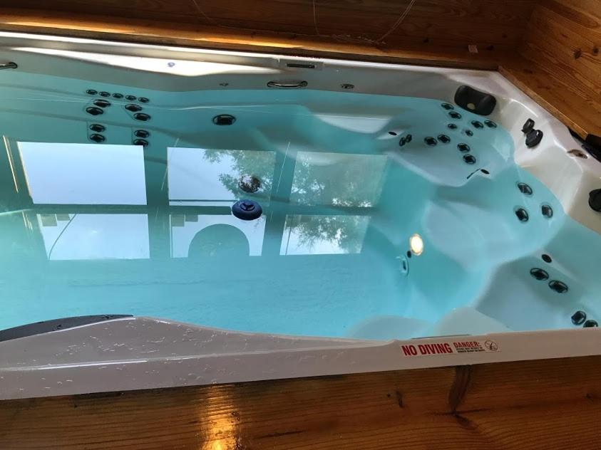 PRIVATE Log Cabin with Indoor pool sauna and gym YOU RENT IT ALL NO ONE ELSE view 5