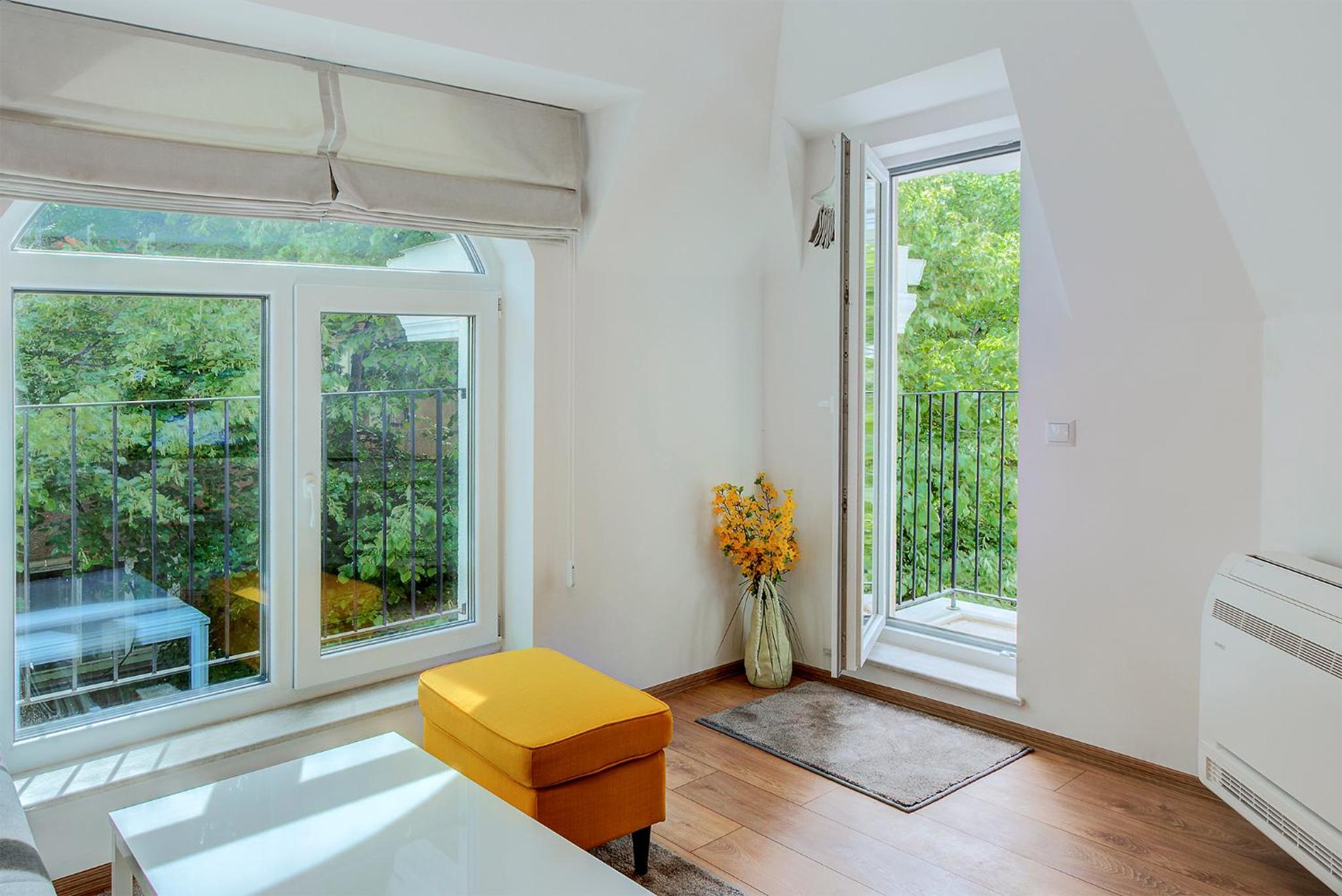 Deluxe Studio Center City