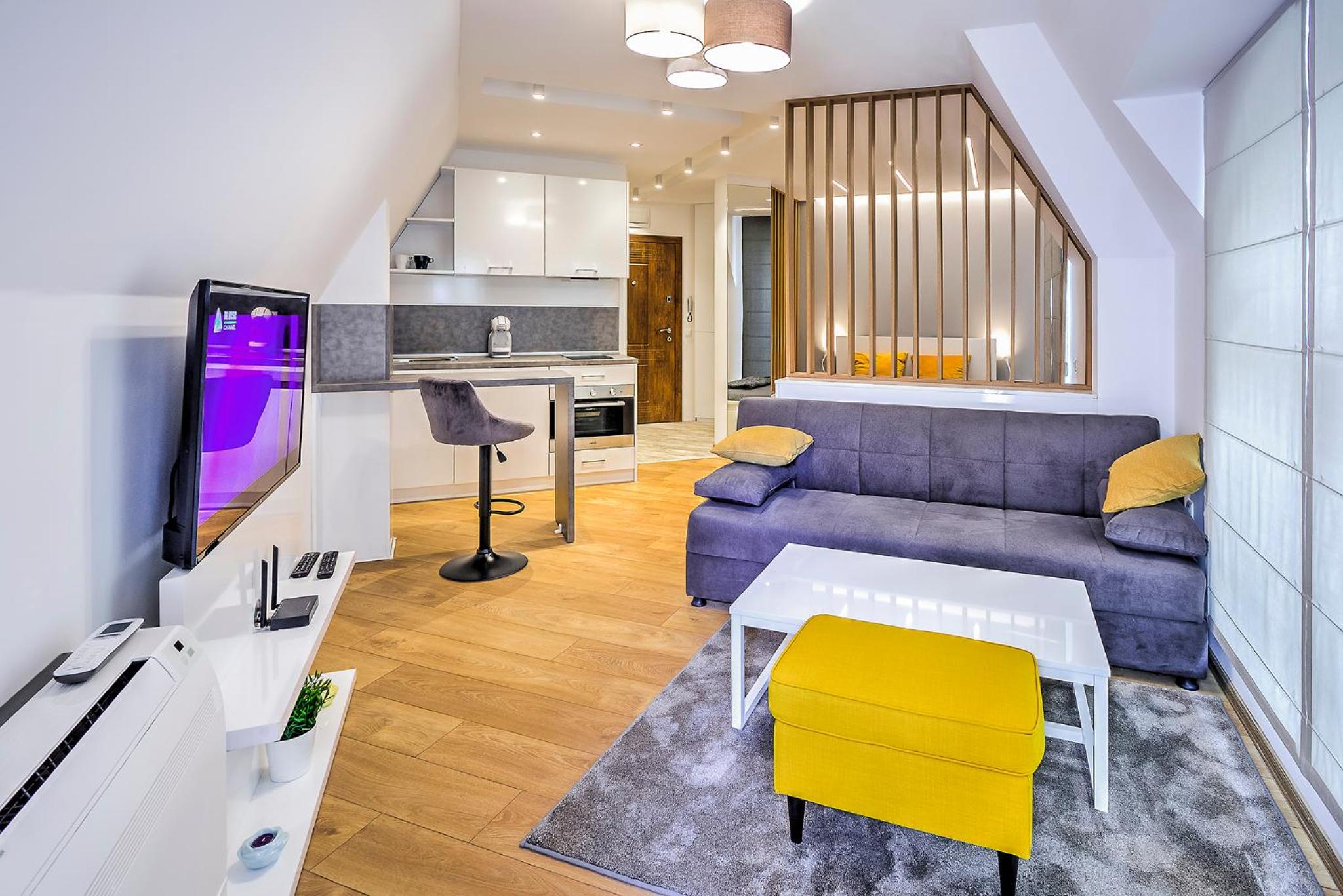 Deluxe Studio Center City