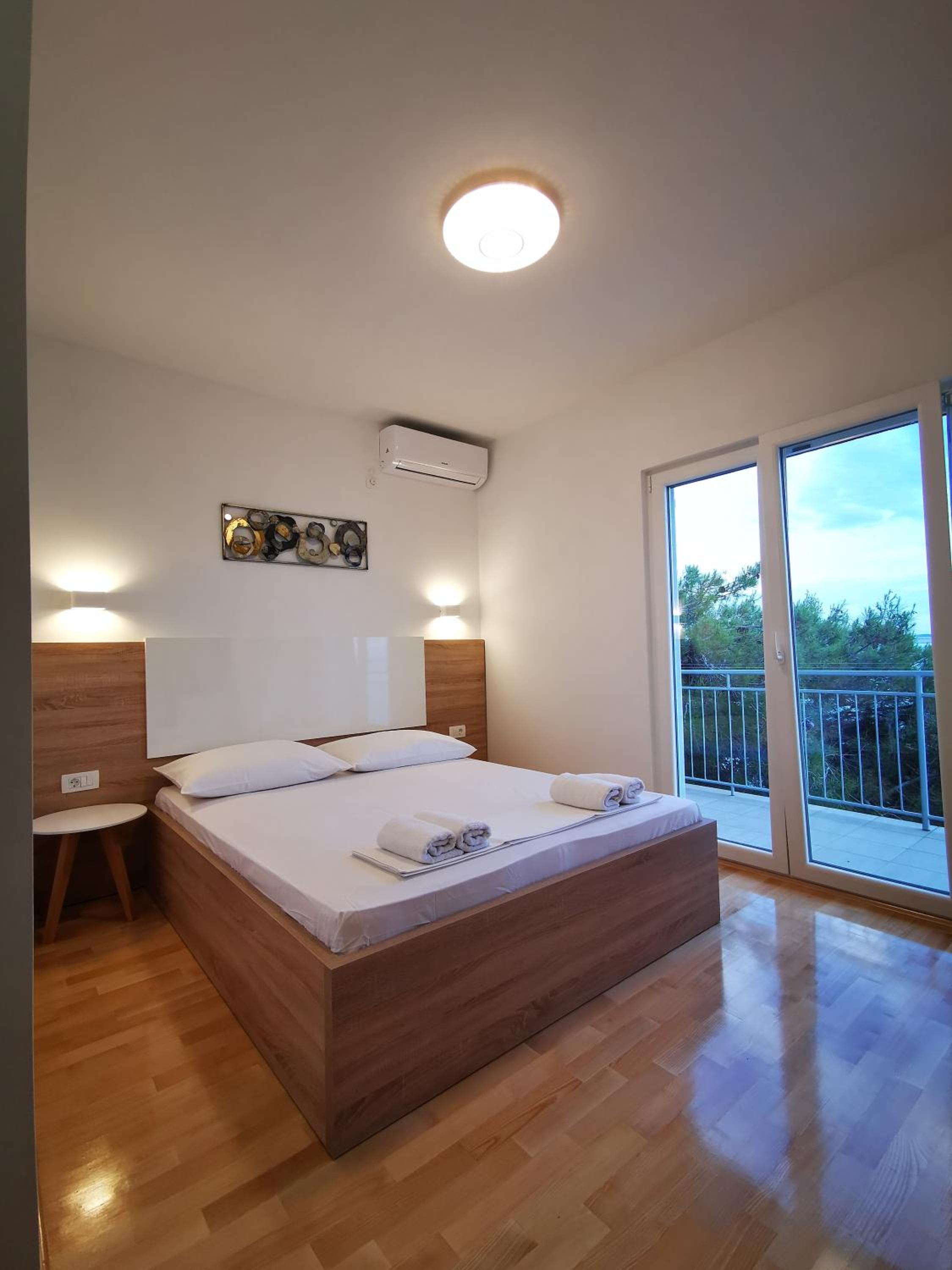 Apartments and Rooms Ventura