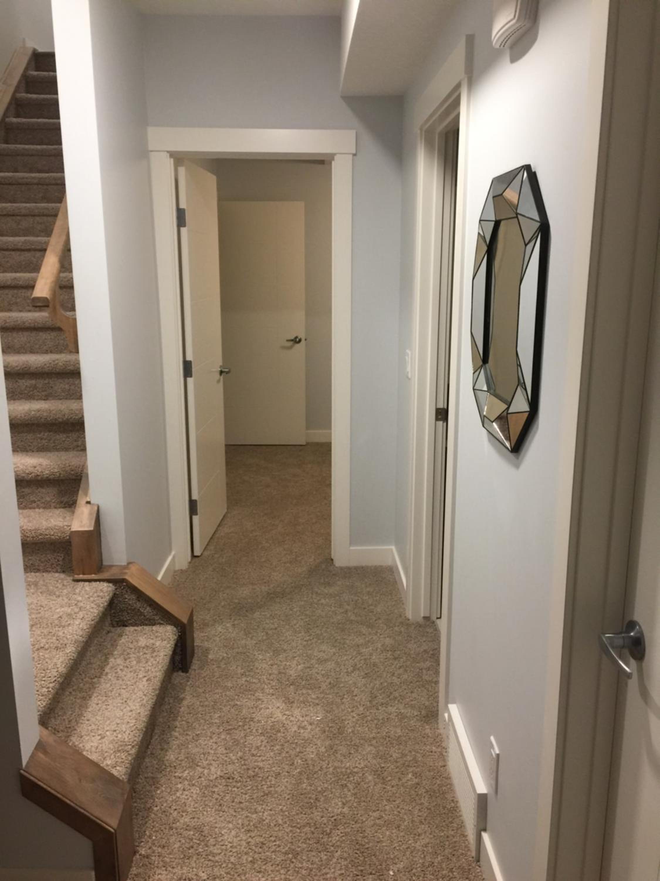 Three-Bedroom with Fireplace #41 Sunalta Downtown