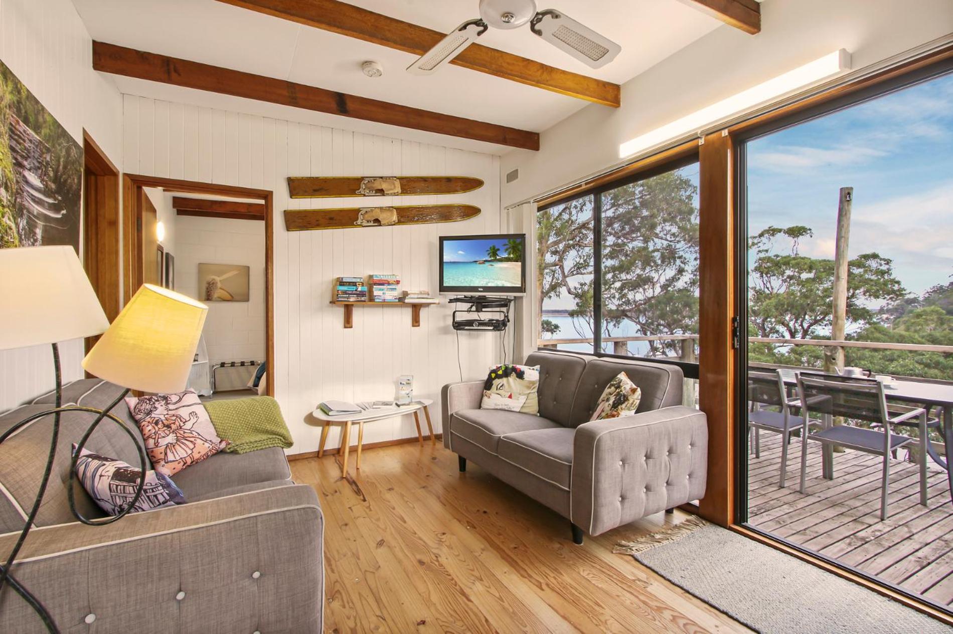 Jetty Road Retreat