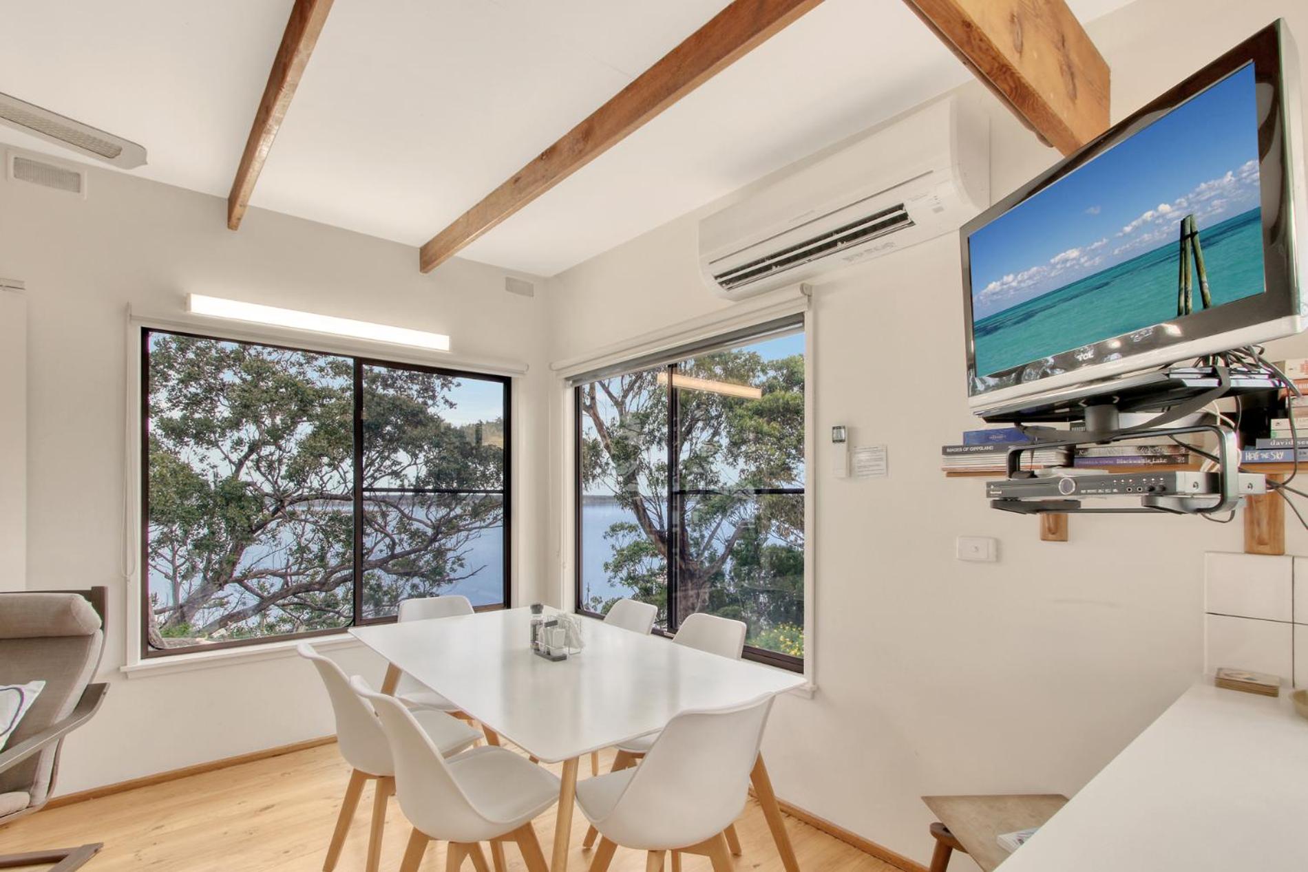 Jetty Road Retreat