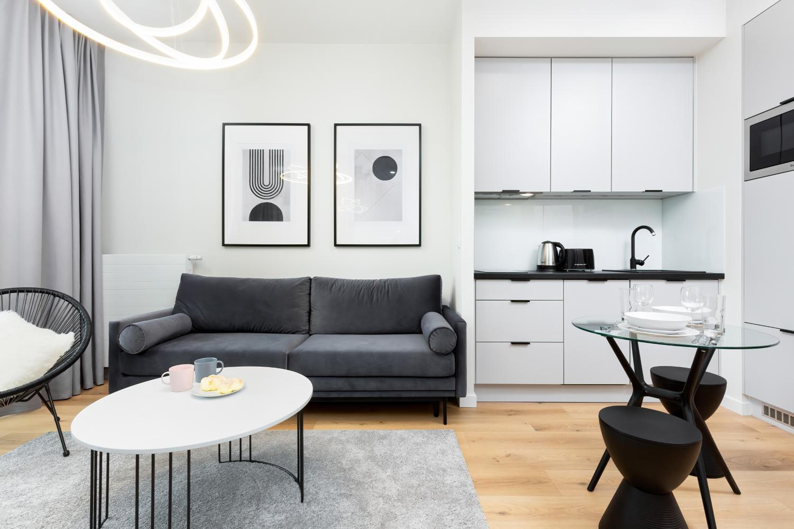 Apartments Browary Warszawskie by Renters view 5