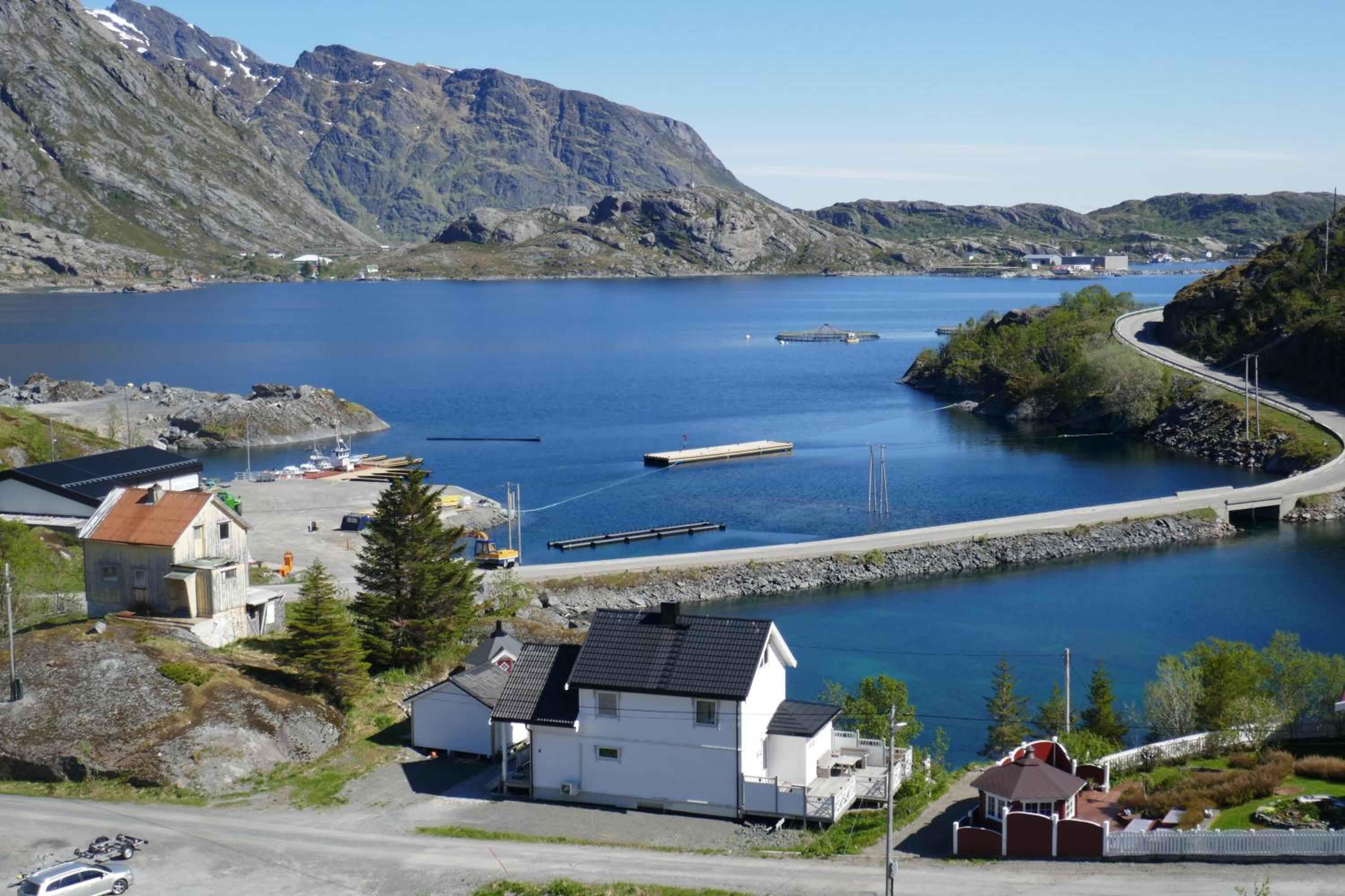 Seafront Holiday Home close to Reine, Lofoten