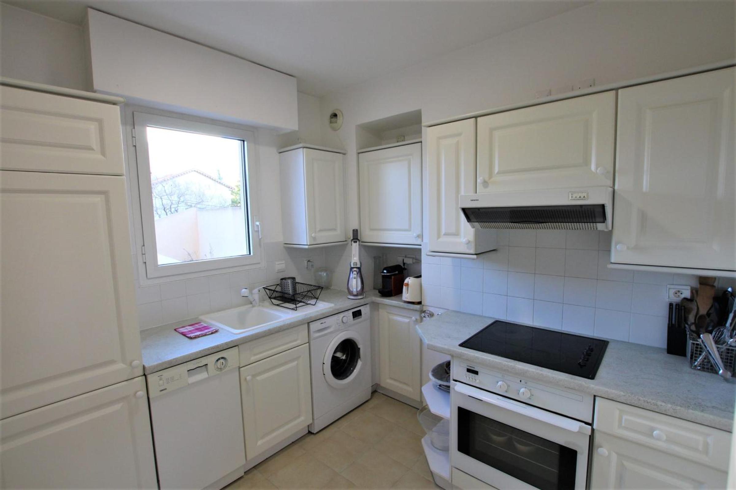 Apartment 2 bedrooms2 bathroomsterrace equipped in Palm beach area photo 4