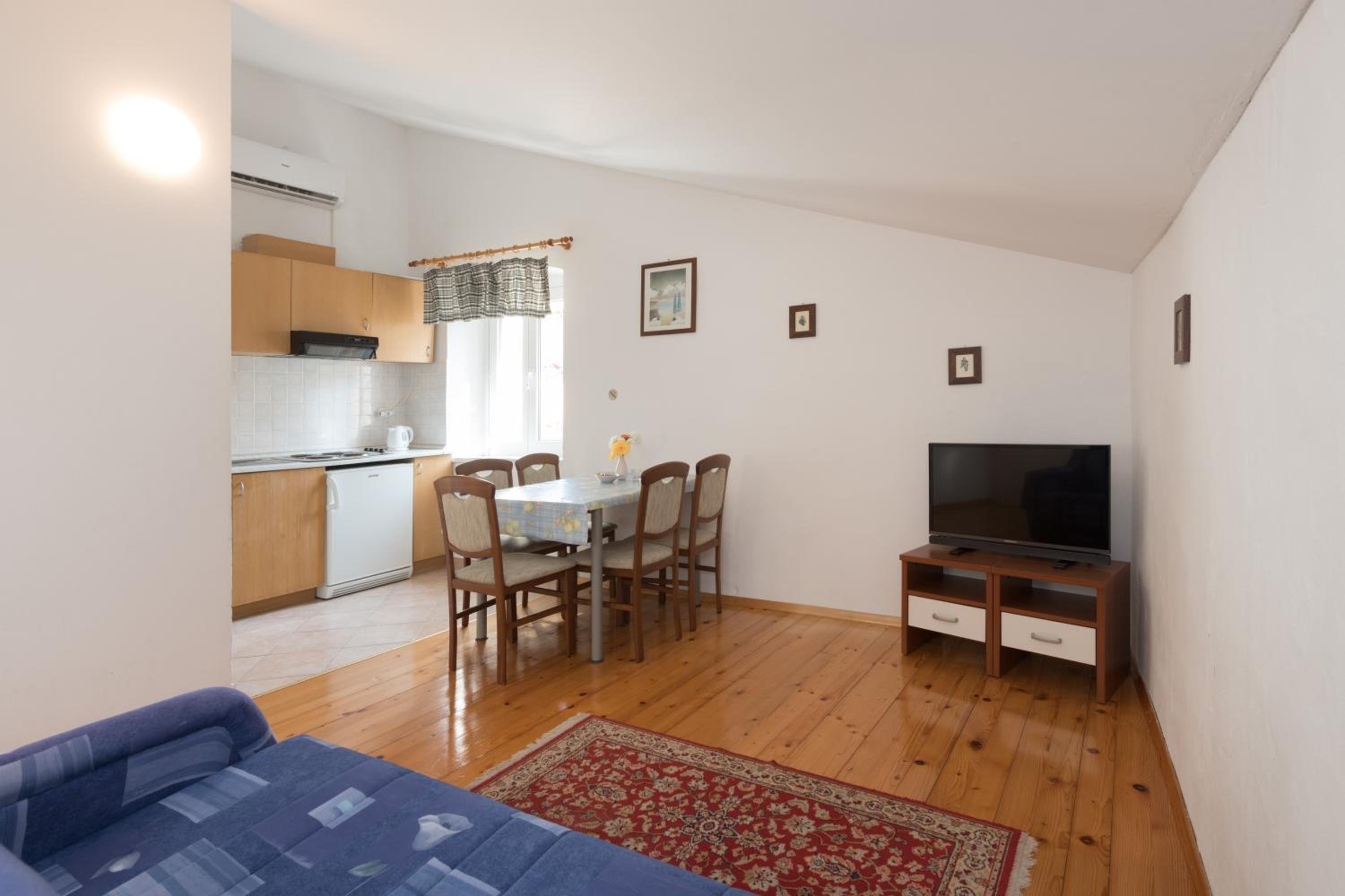 Apartments Mirakul view 2