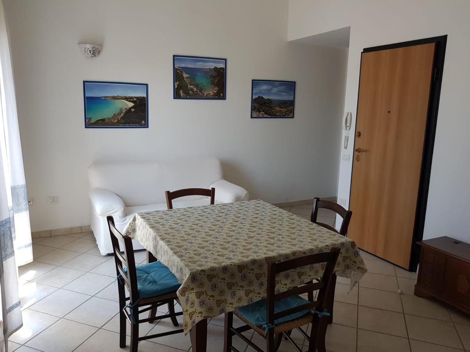 Appartamento AZZURRO con Balcone e panorama sul paese Santa Teresa Gallura -IUN Q4920 photo 4
