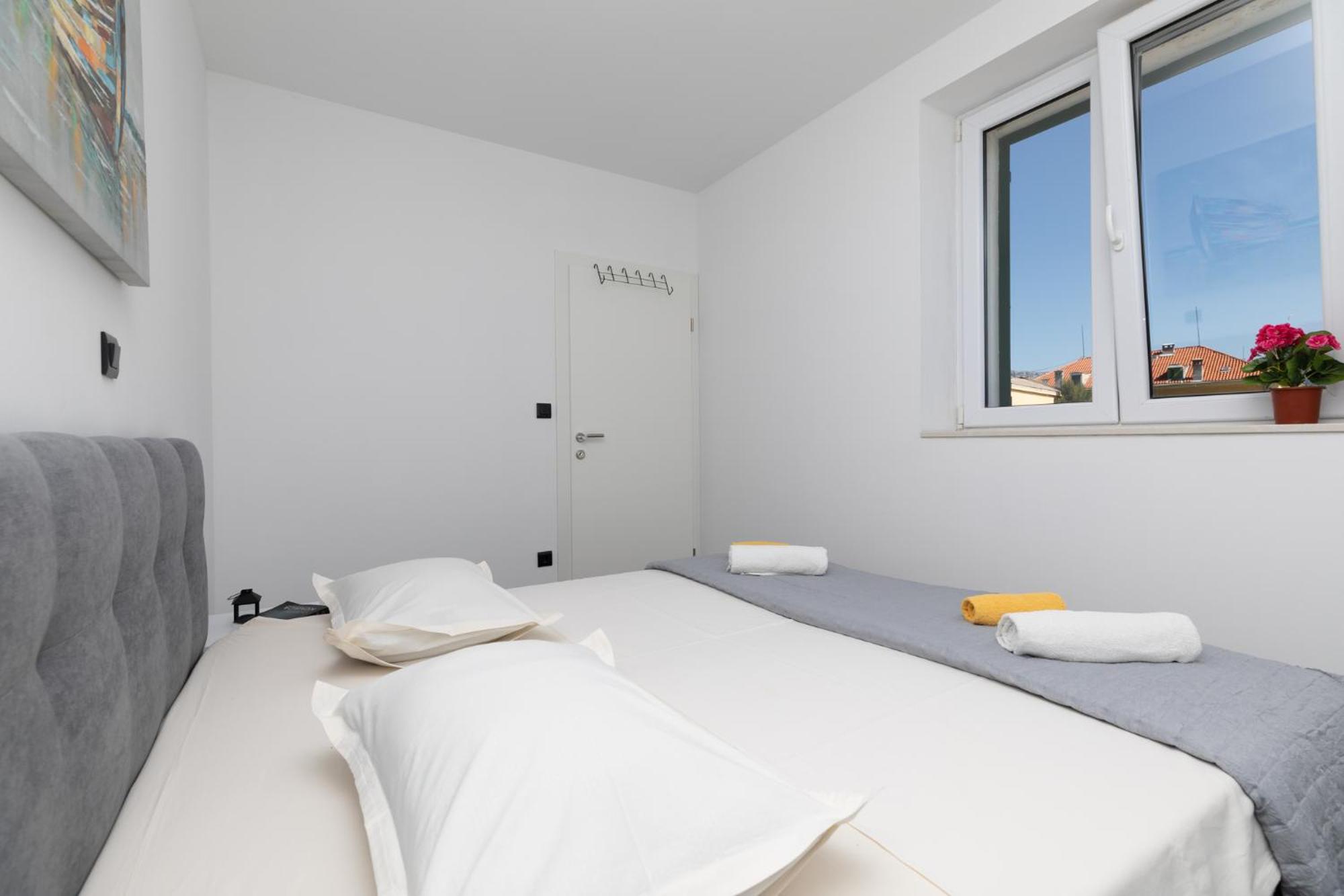 Apartment Viva view 3