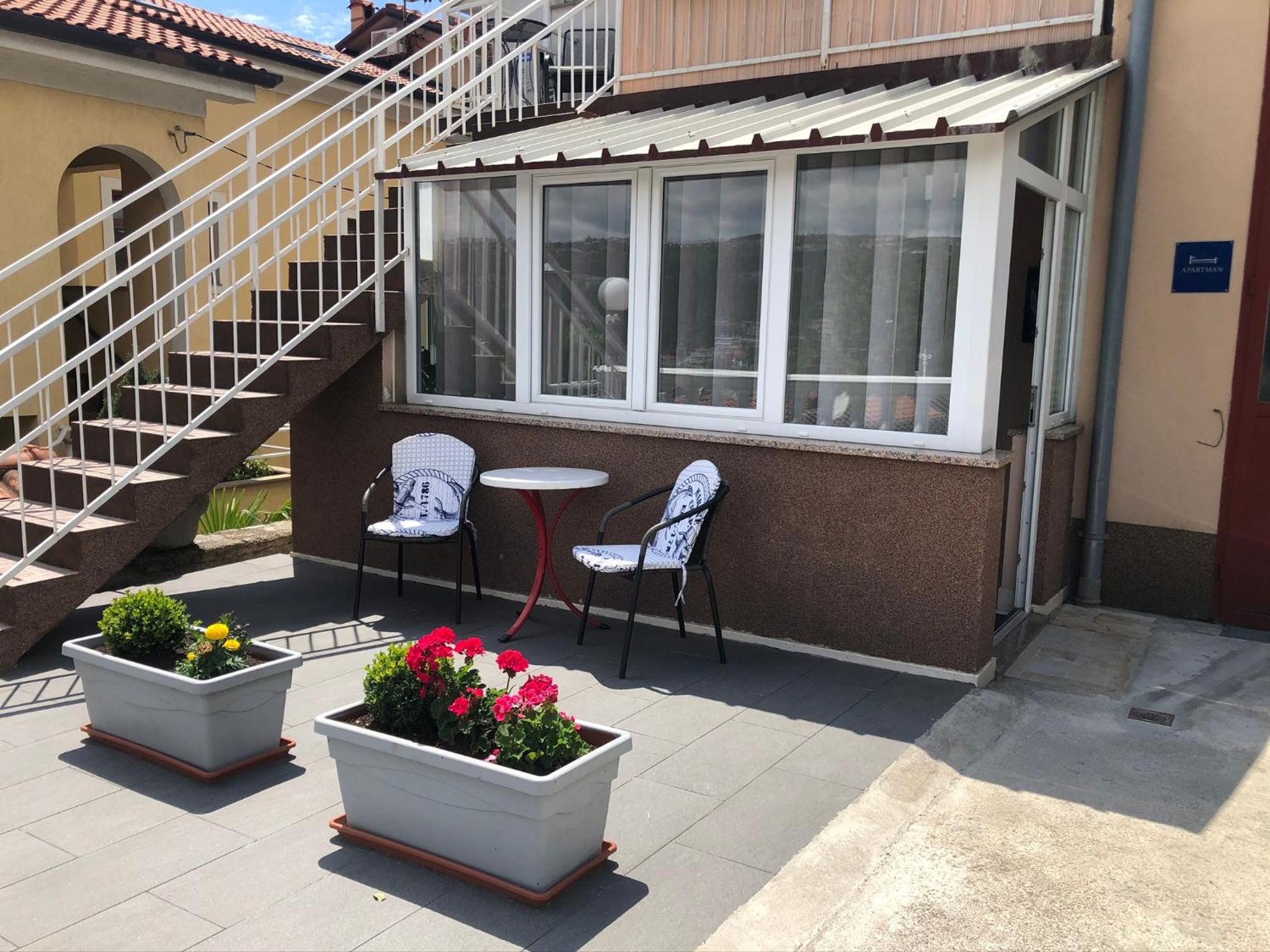 Sepic Apartments