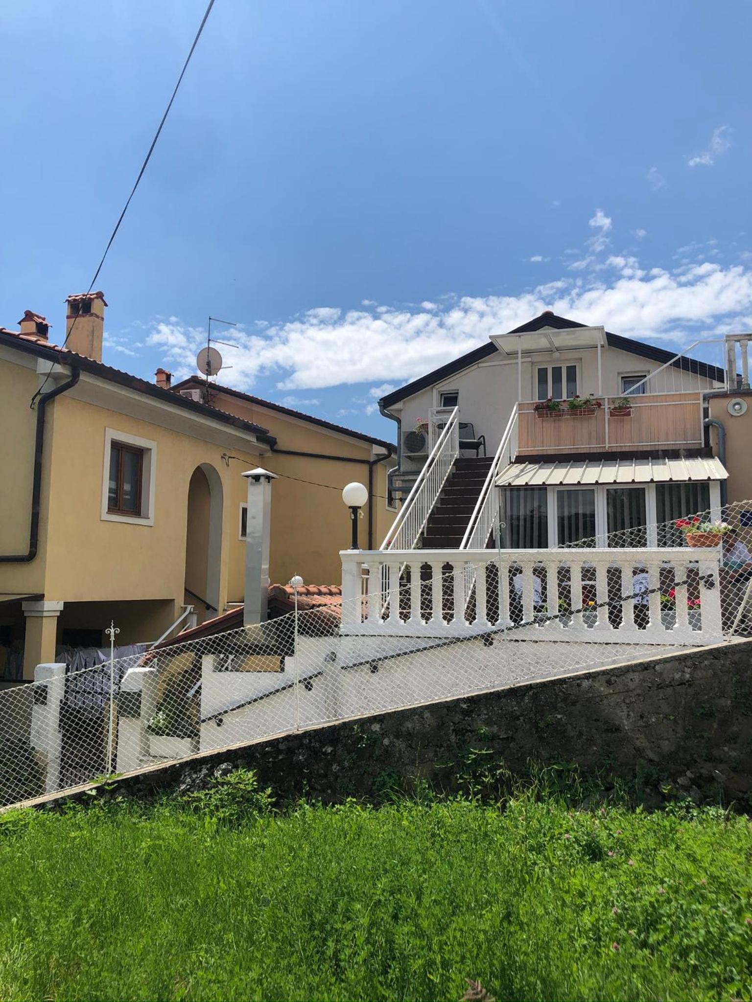 Sepic Apartments