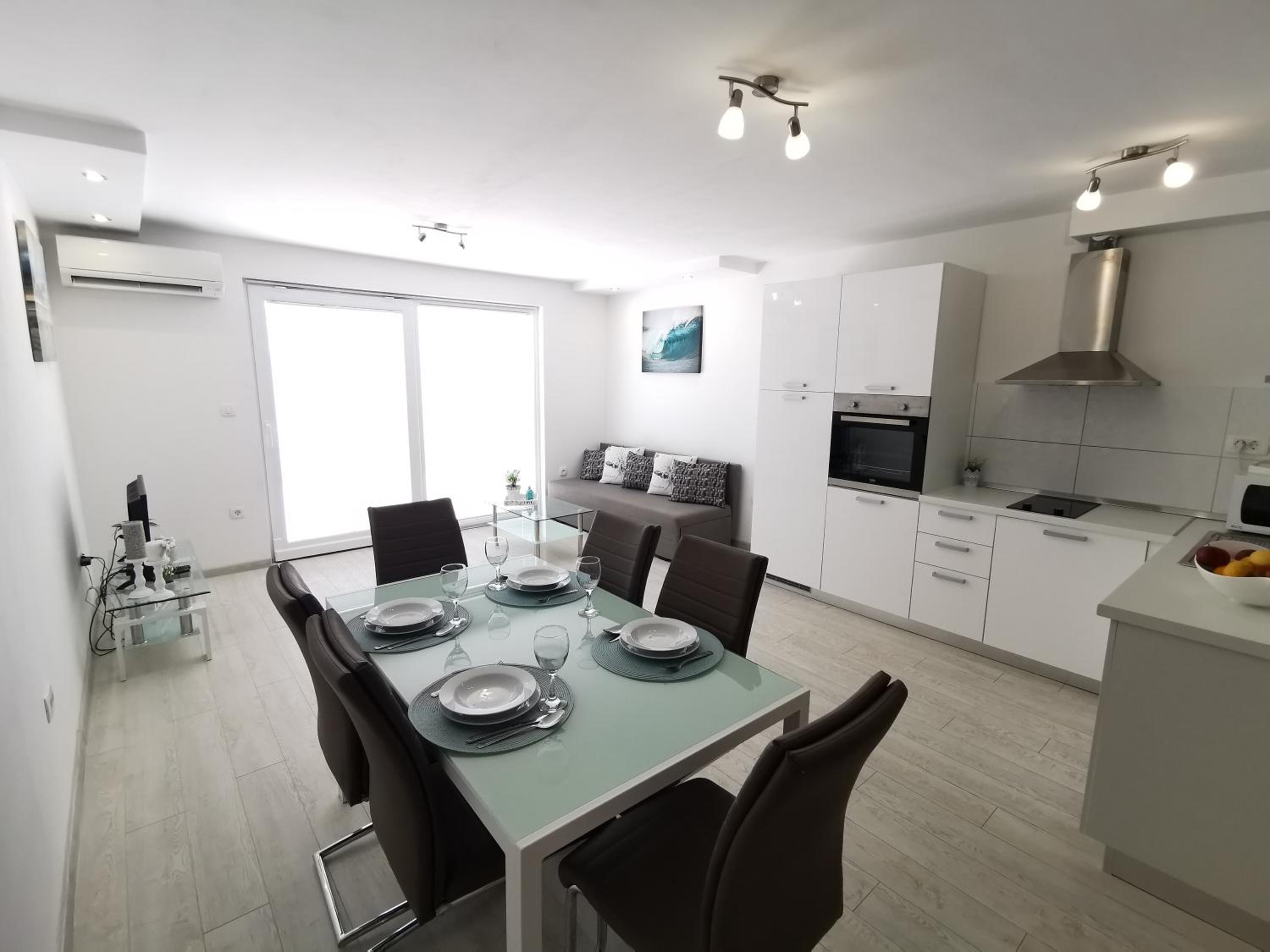 Apartments Rita Nemira view 5