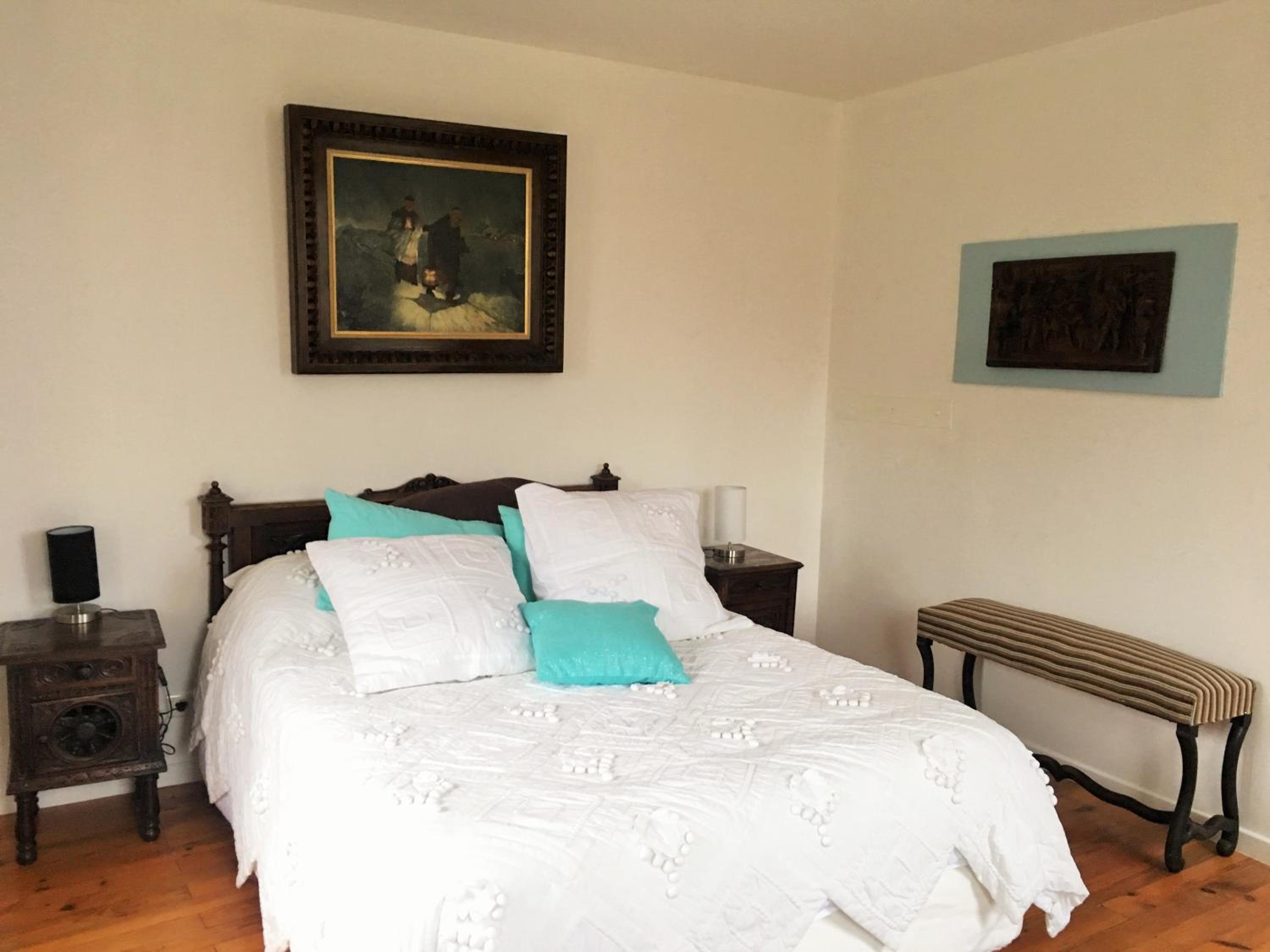 Sleep in Carnetin near Disney