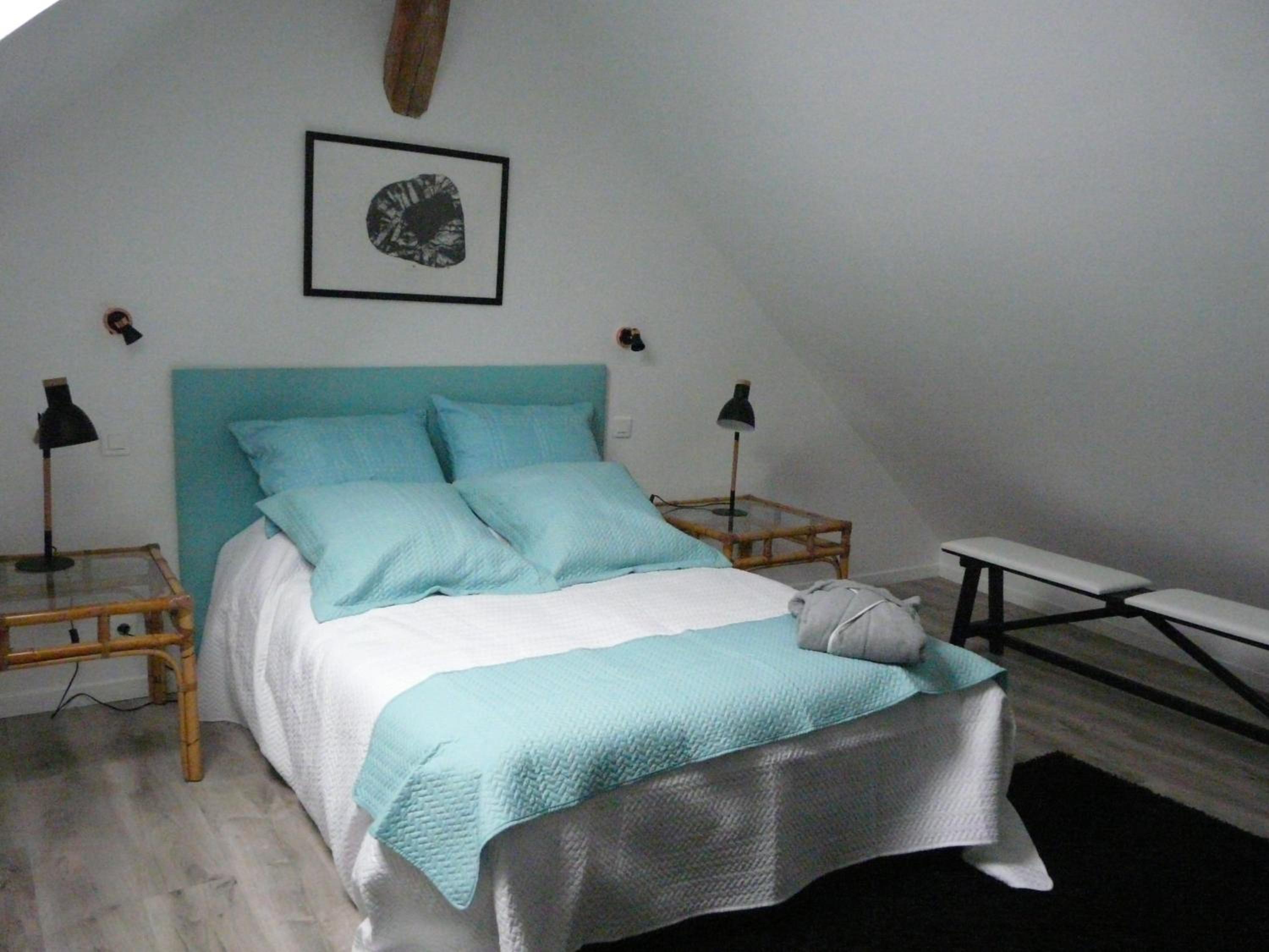 Sleep in Carnetin near Disney