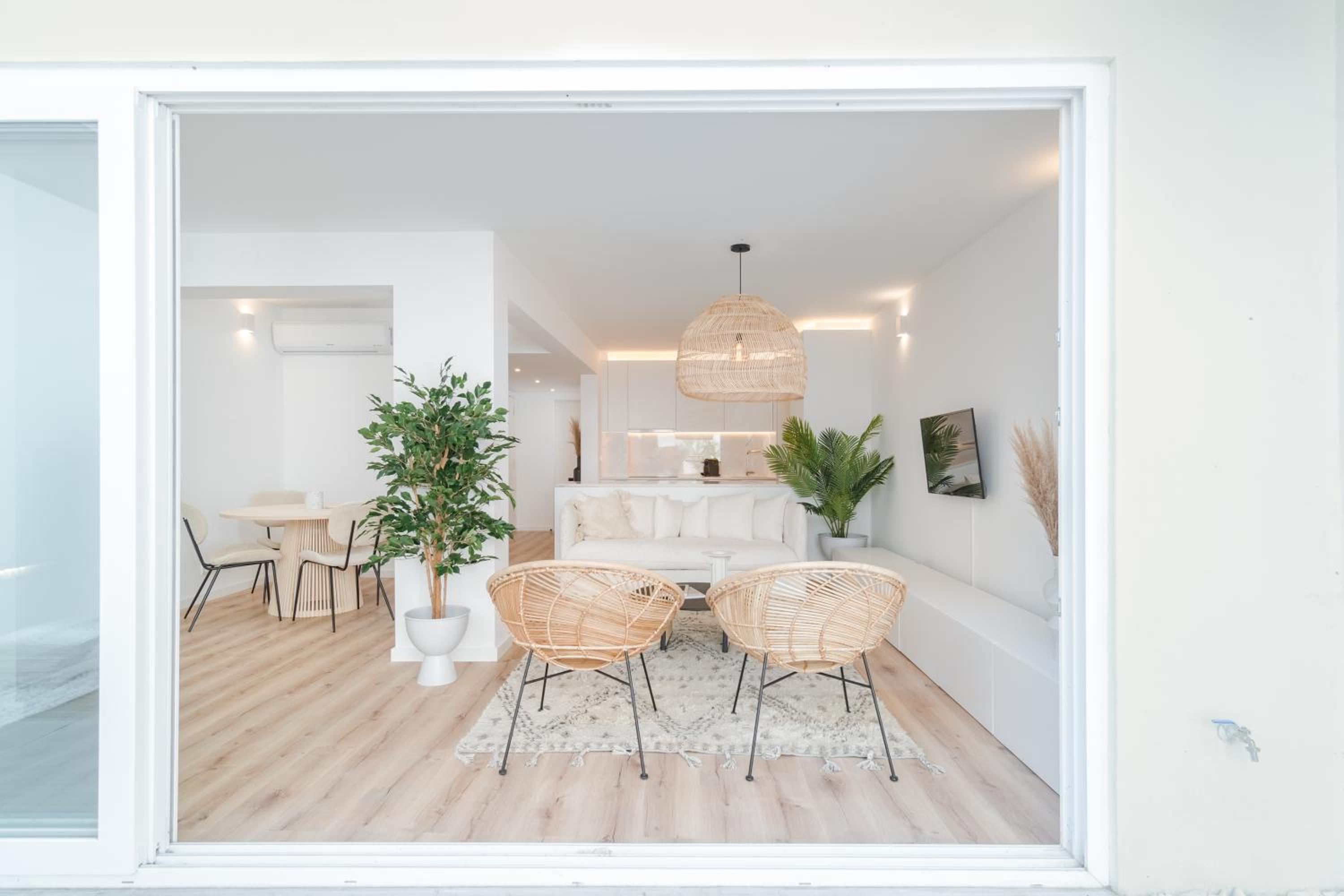 Casa Boma Lisboa - Architect Apartment with Private Terrace - Alcantara III view 2