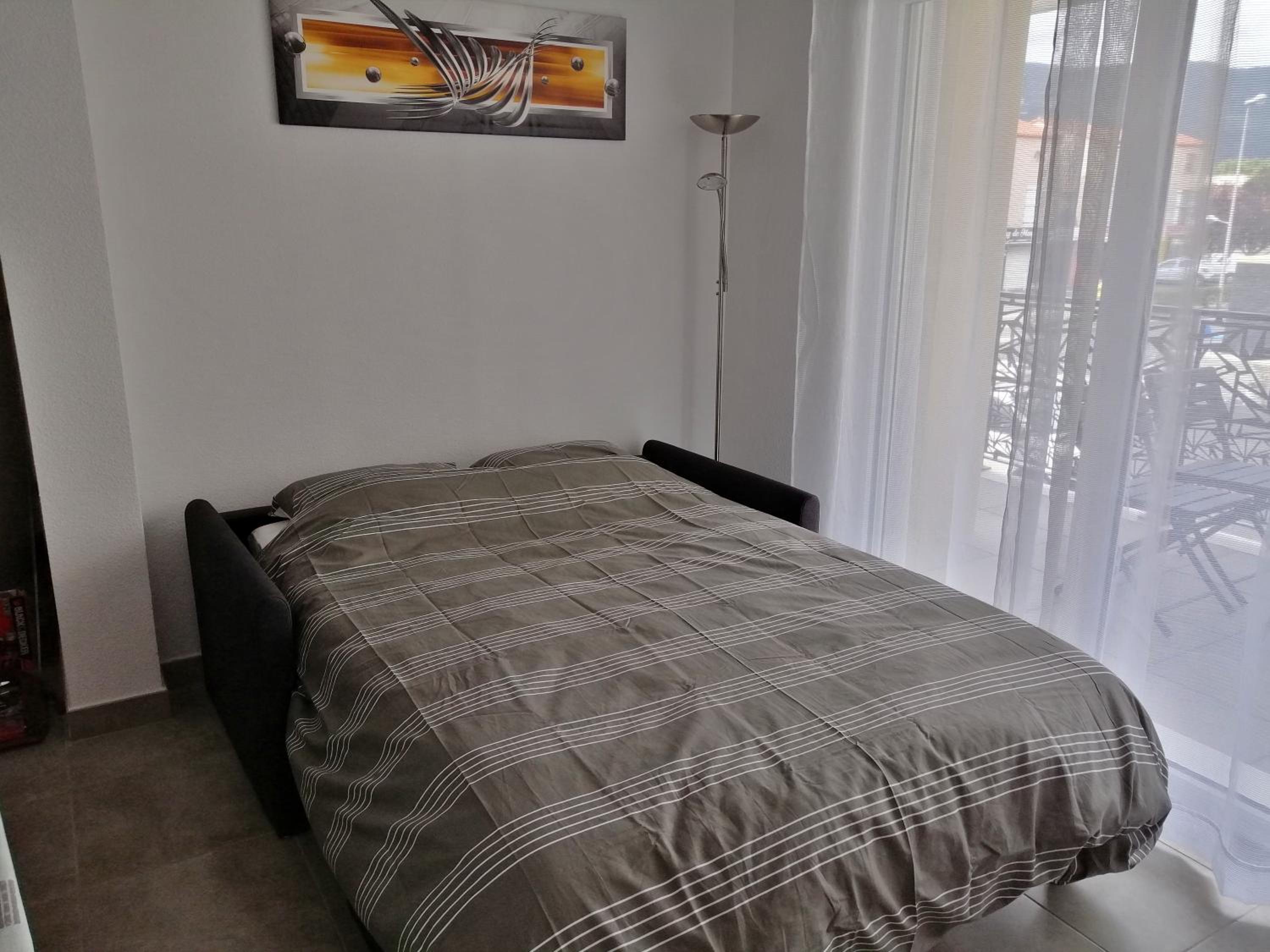 Appt T3 neuf, draps et serviettes fournis