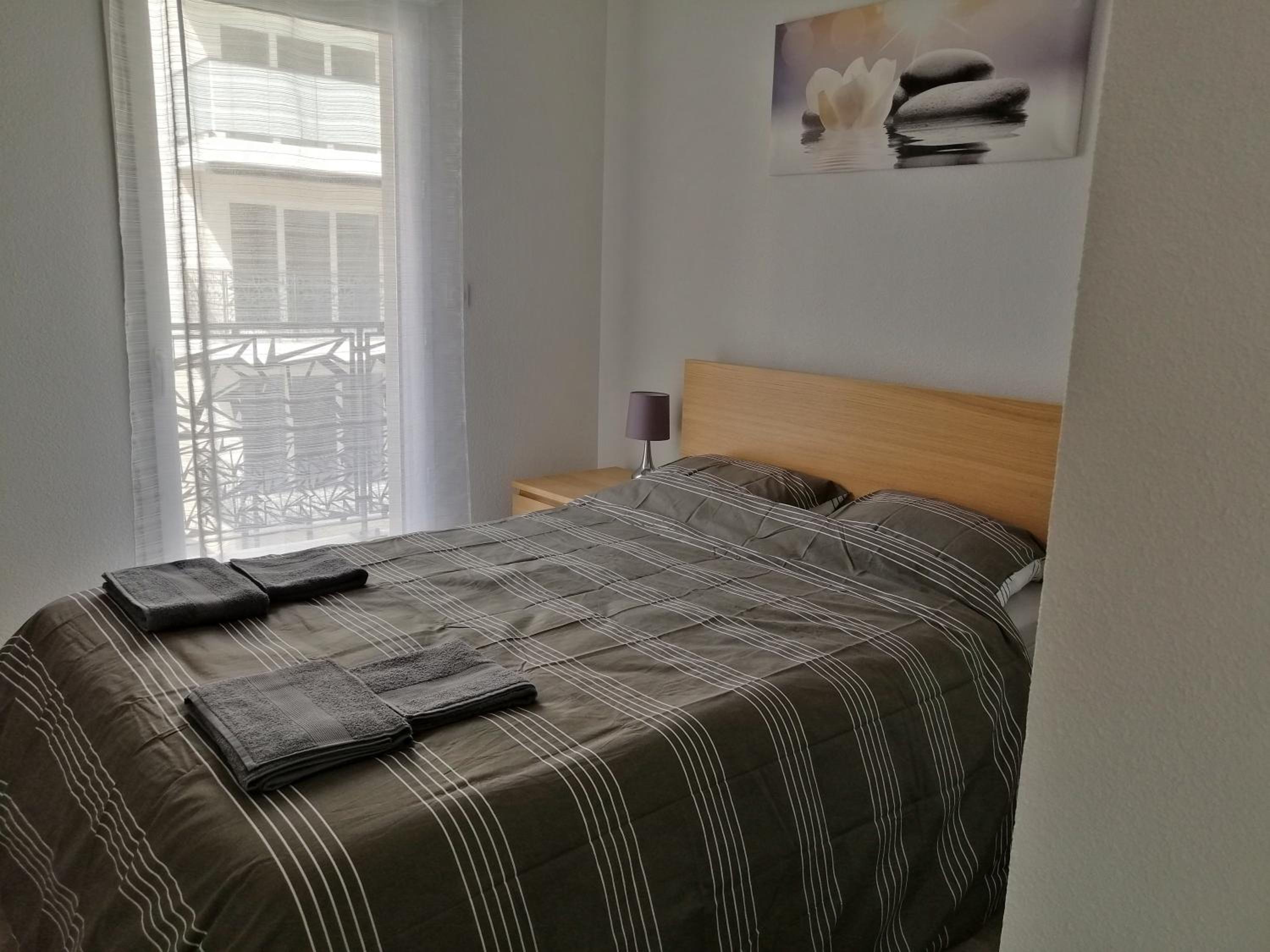 Appt T3 neuf, draps et serviettes fournis