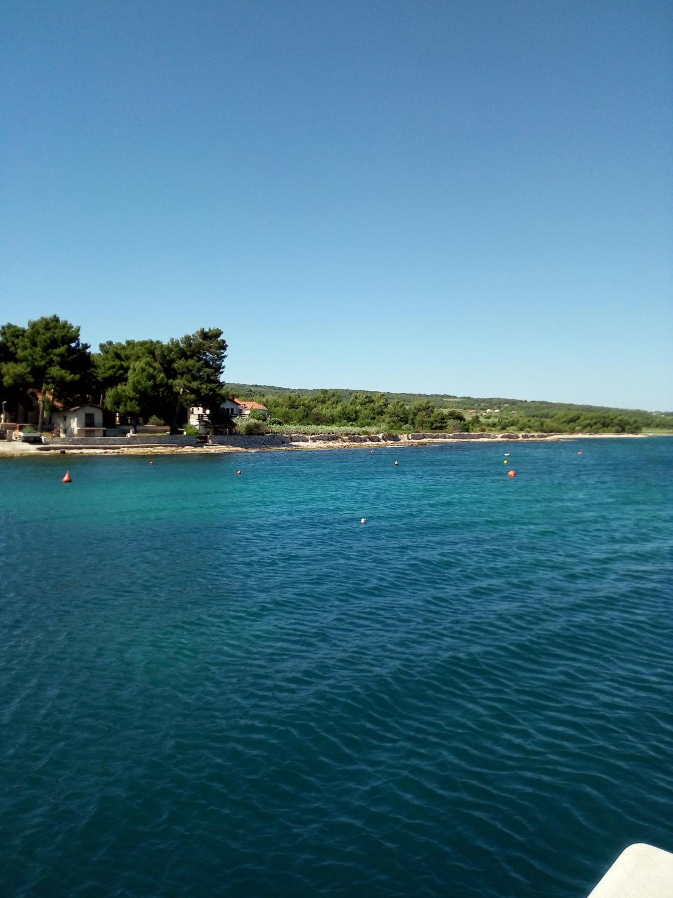 Apartments Zvonimir,place by the sea view 5