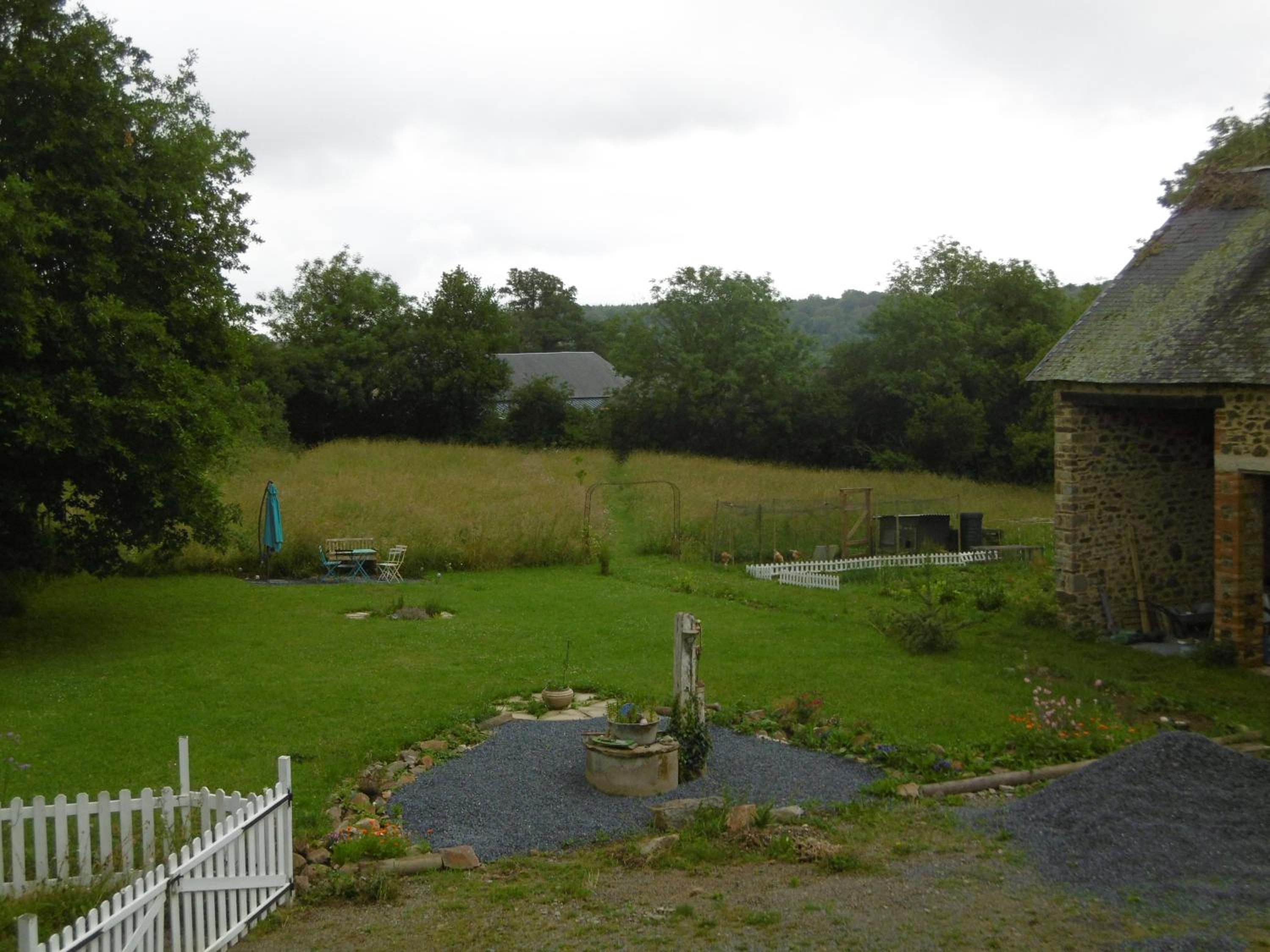 Photo 46