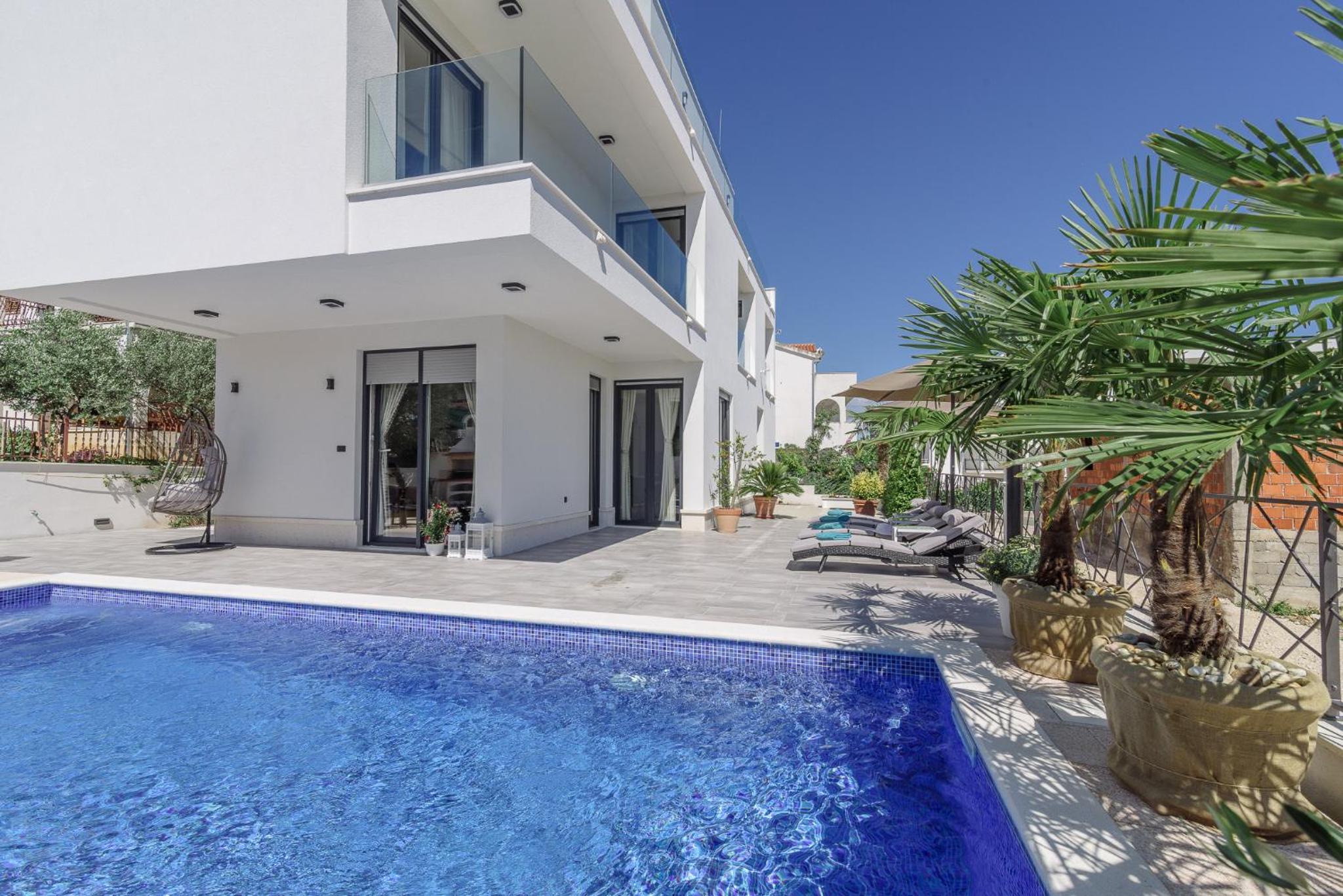 Luxury Villa -Heated Pool -Jacuzzi view 5