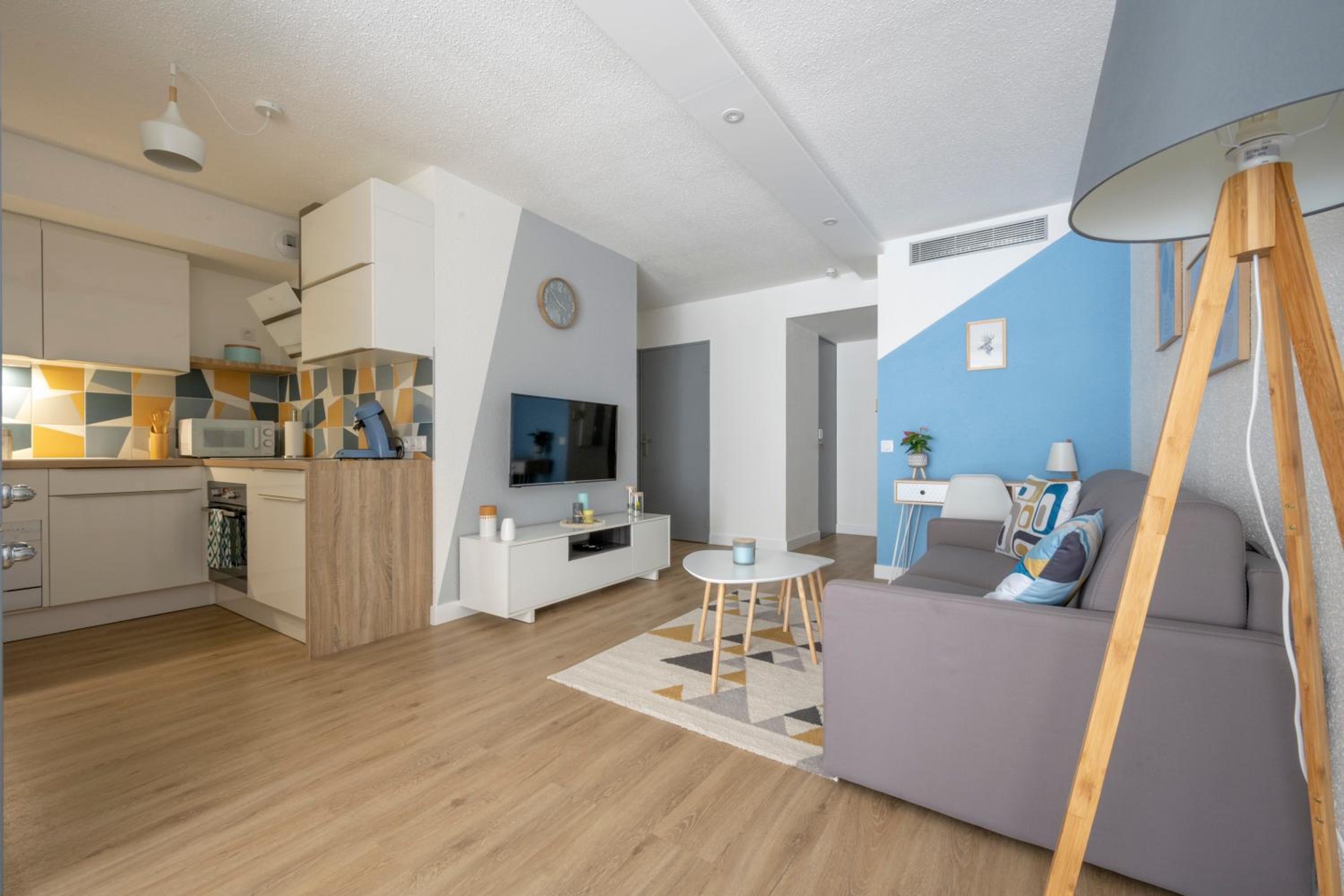 T2 cosy Port de plaisance Parking-wifi gratuit view 3