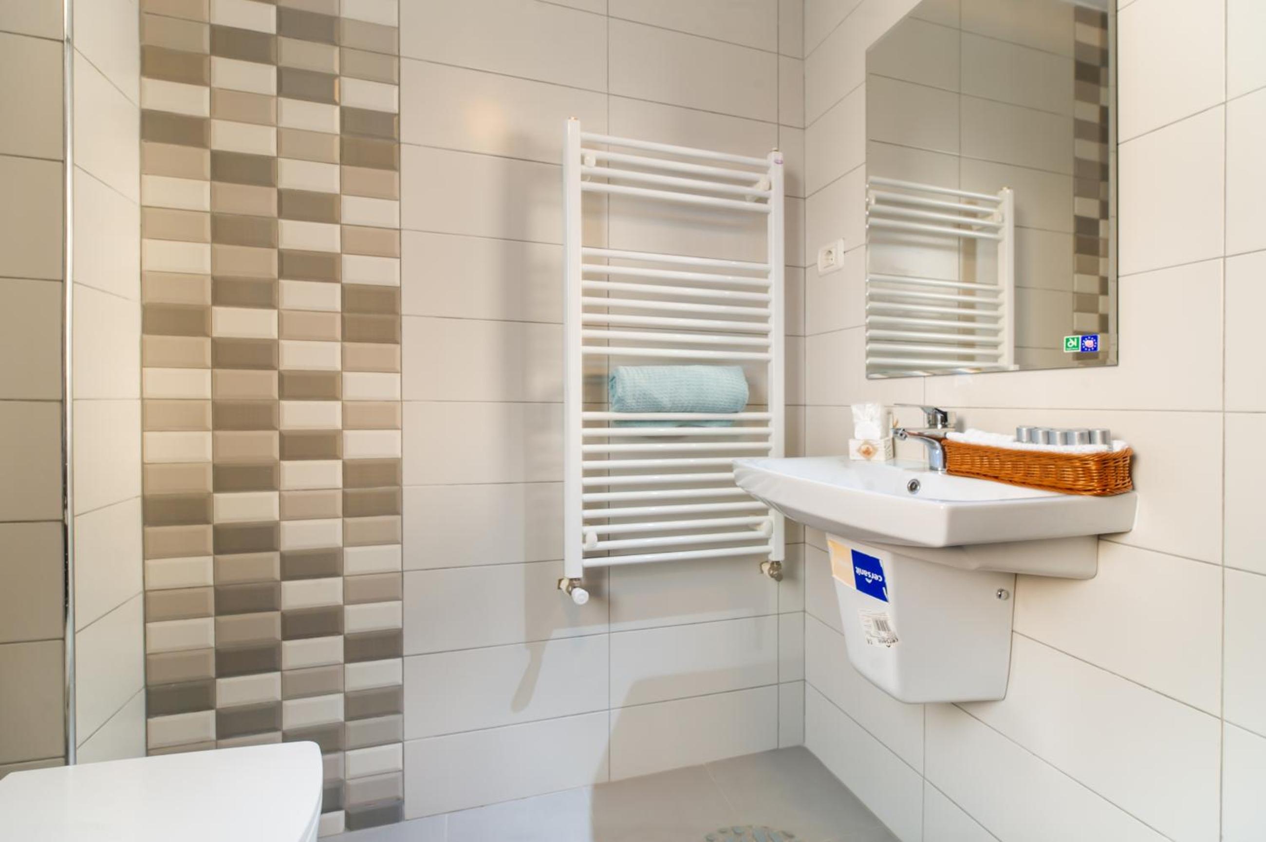 Sol Apartment Mamaia Nord view 4