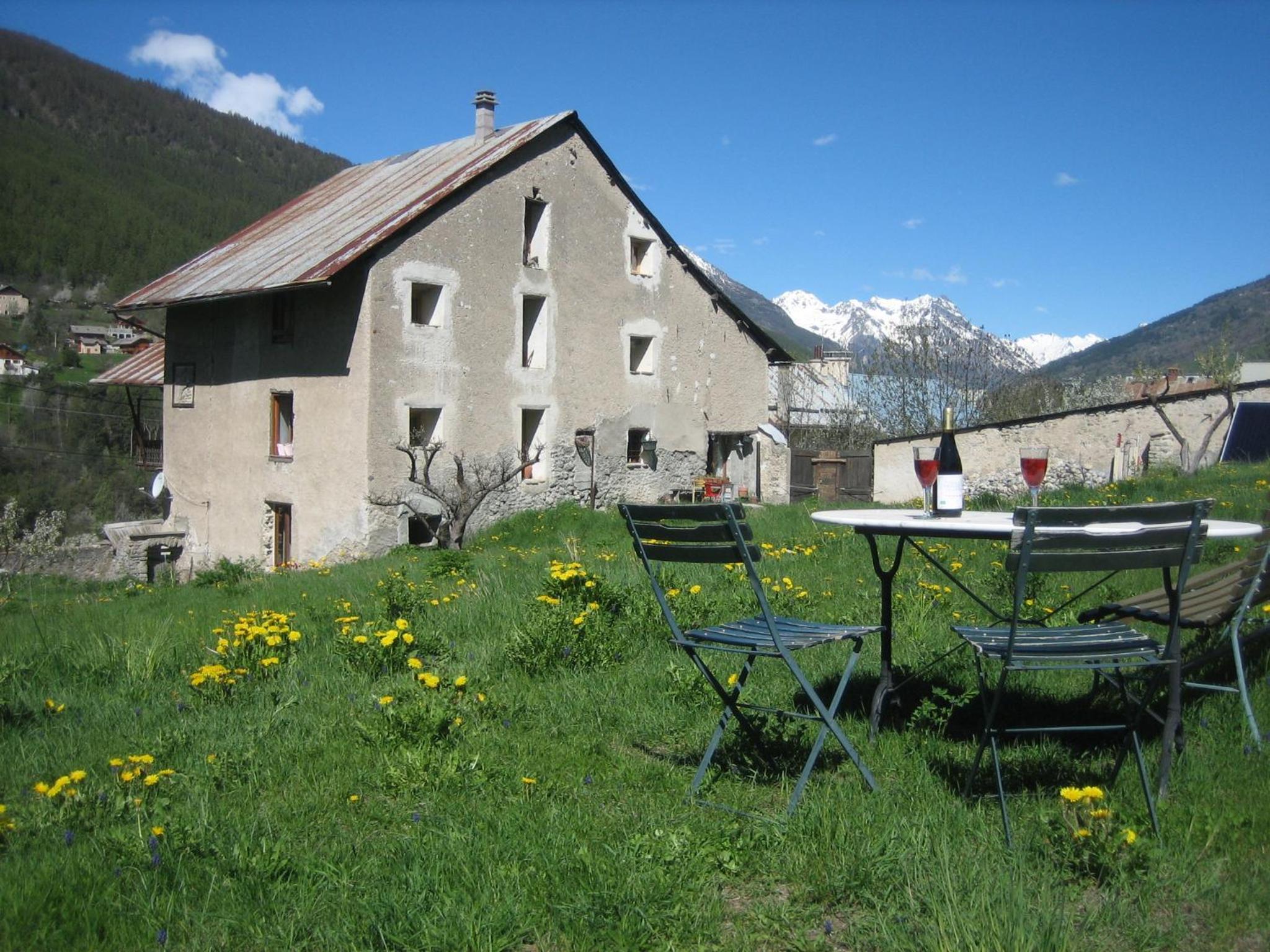 Snowgums Chalet Apartments