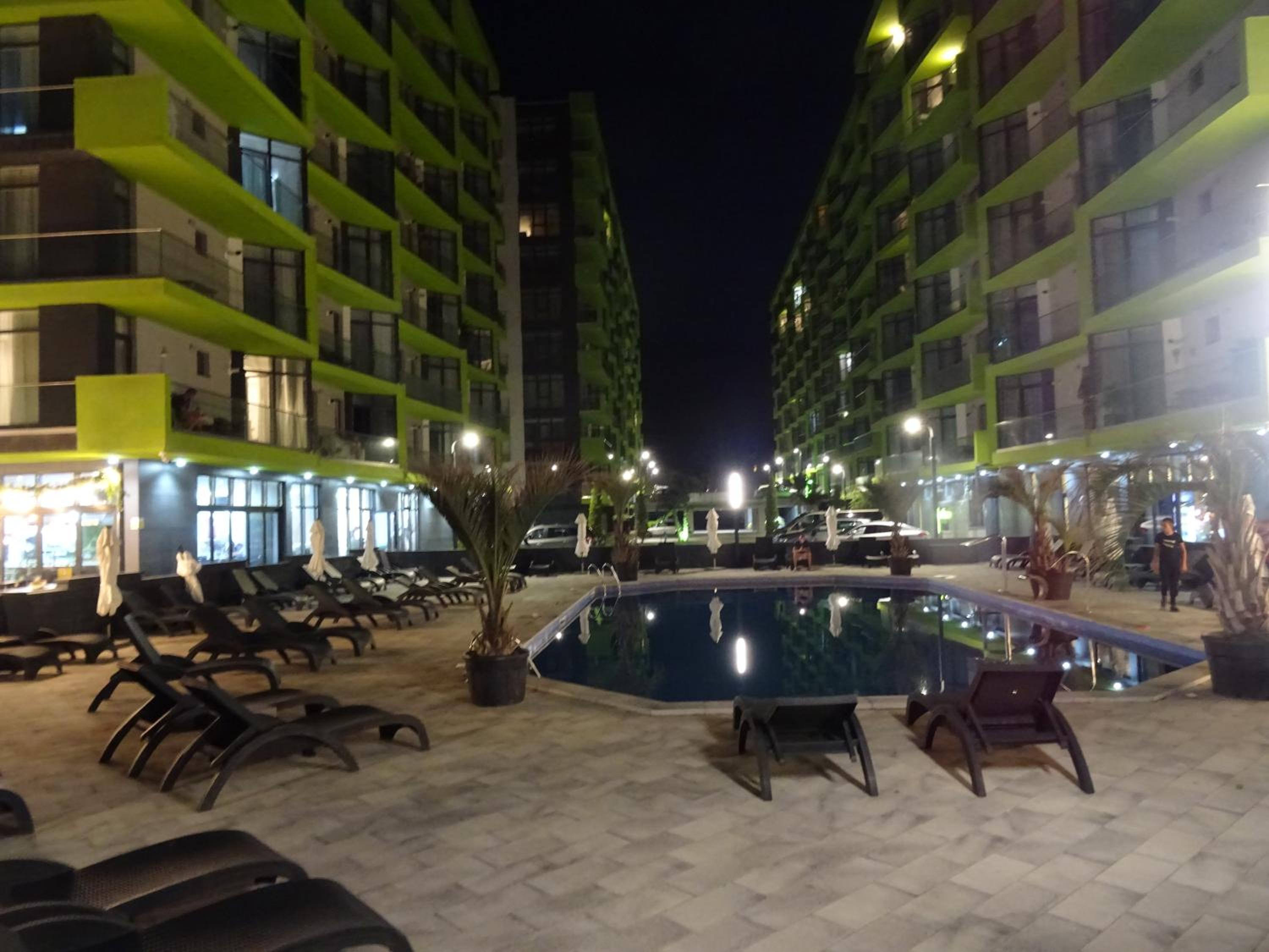 Yasuo Beach Apartment view 4
