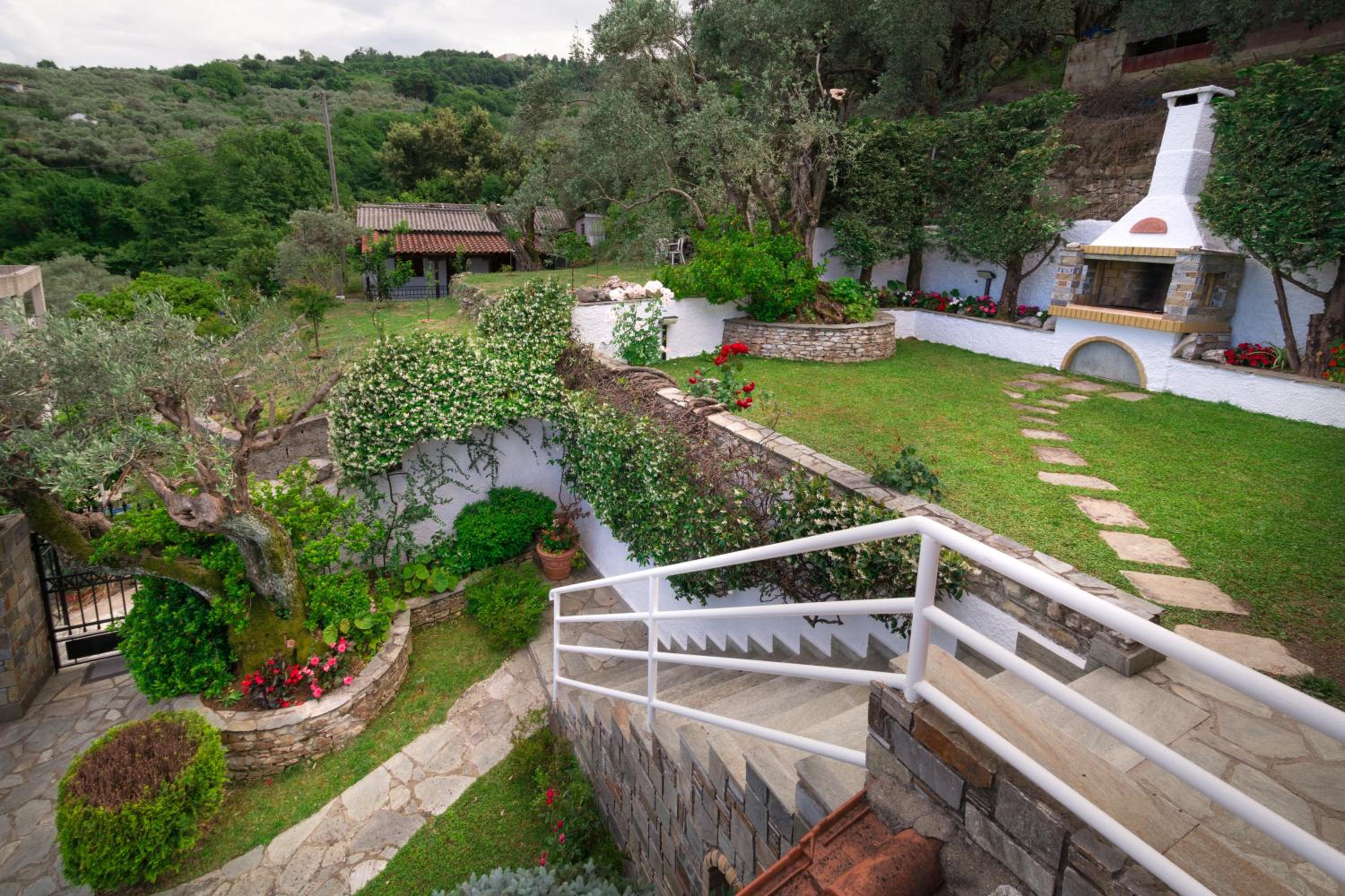 Gardenia Sea View Home view 4