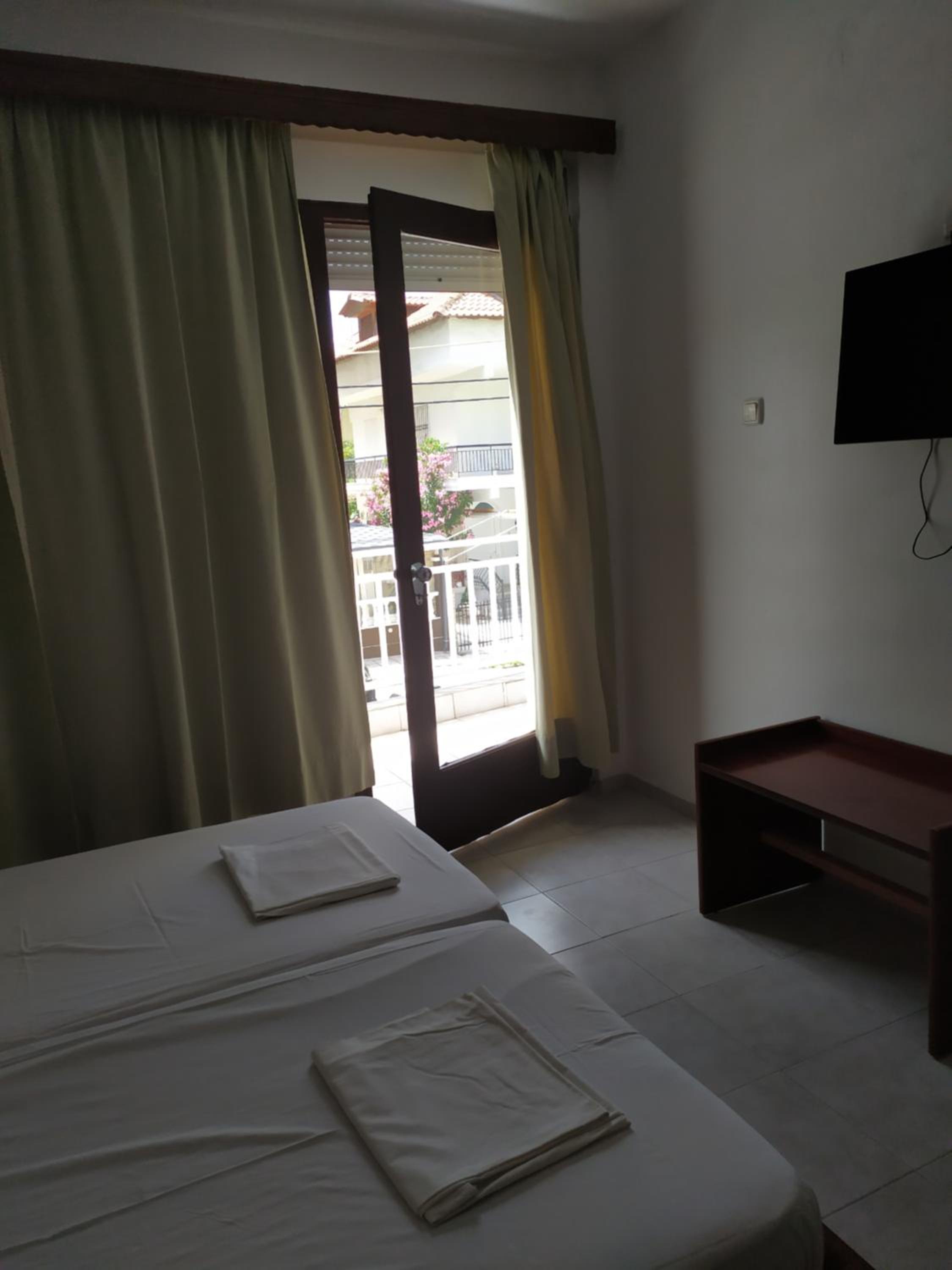 White Coral view 5