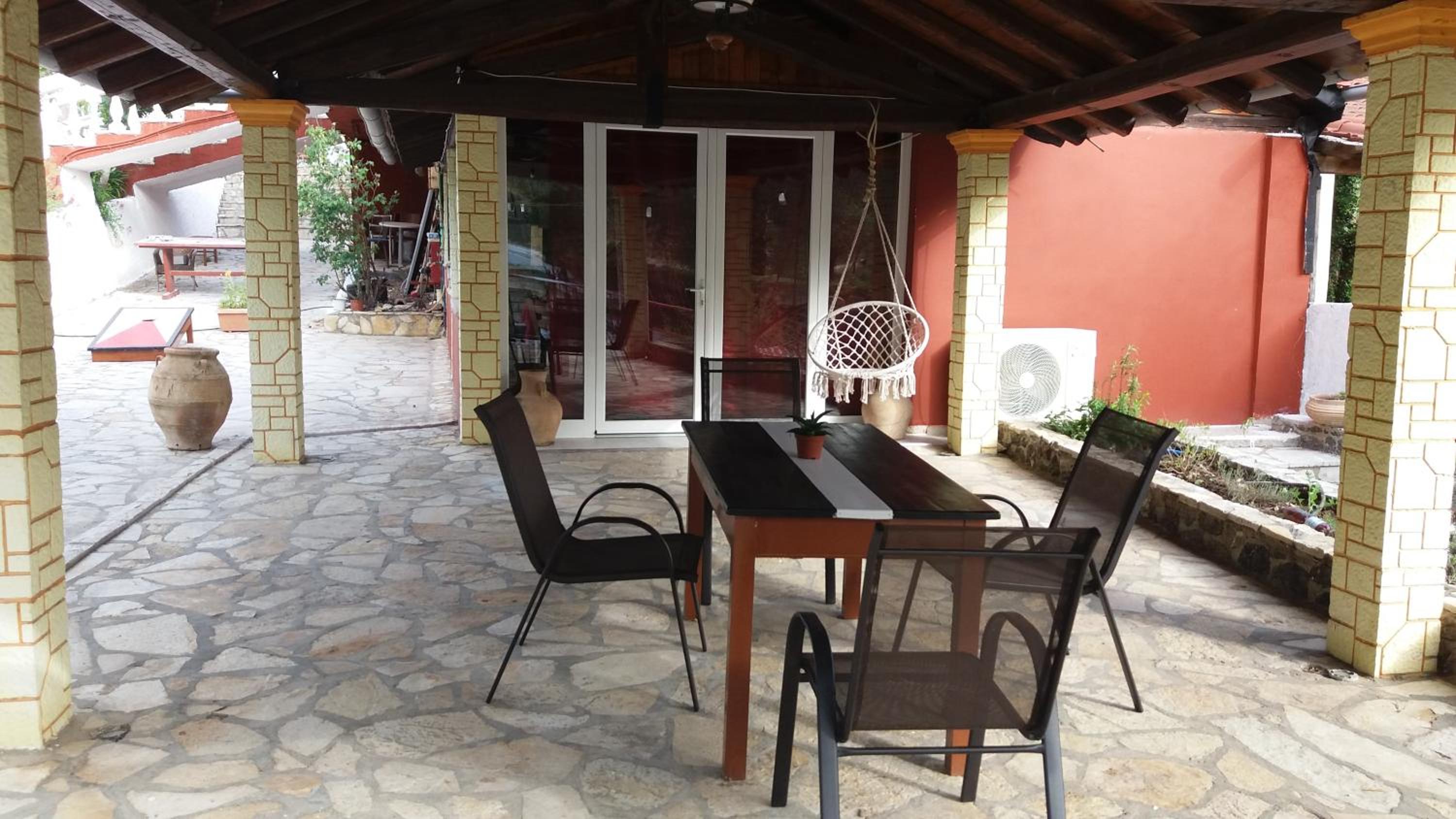 Sun's Gift Mega Studio photo 3