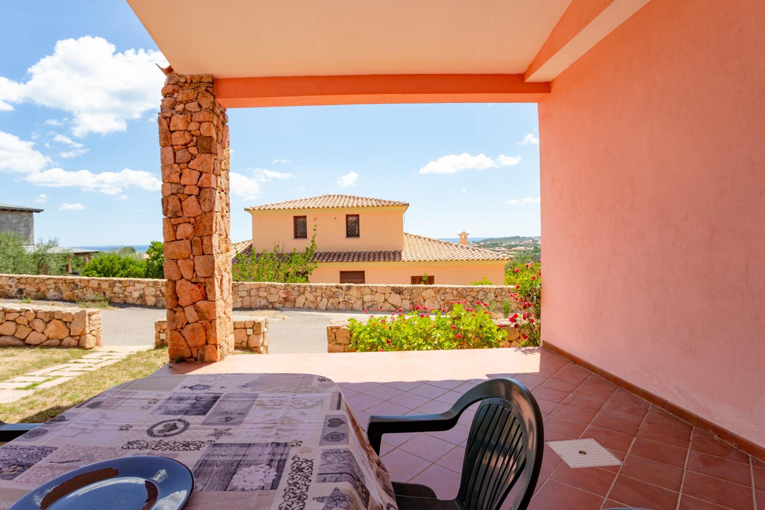 Tavolara Ichnos House photo 3