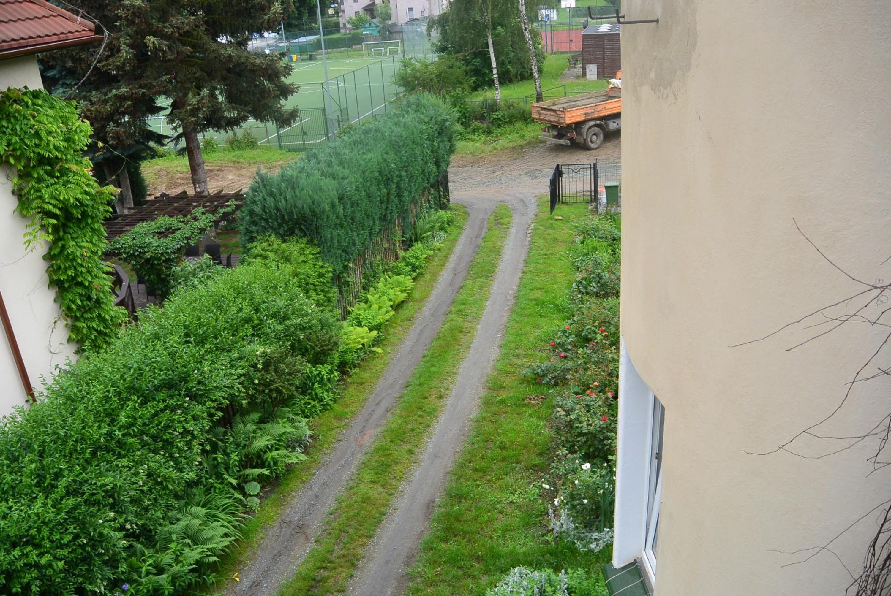 Photo 7