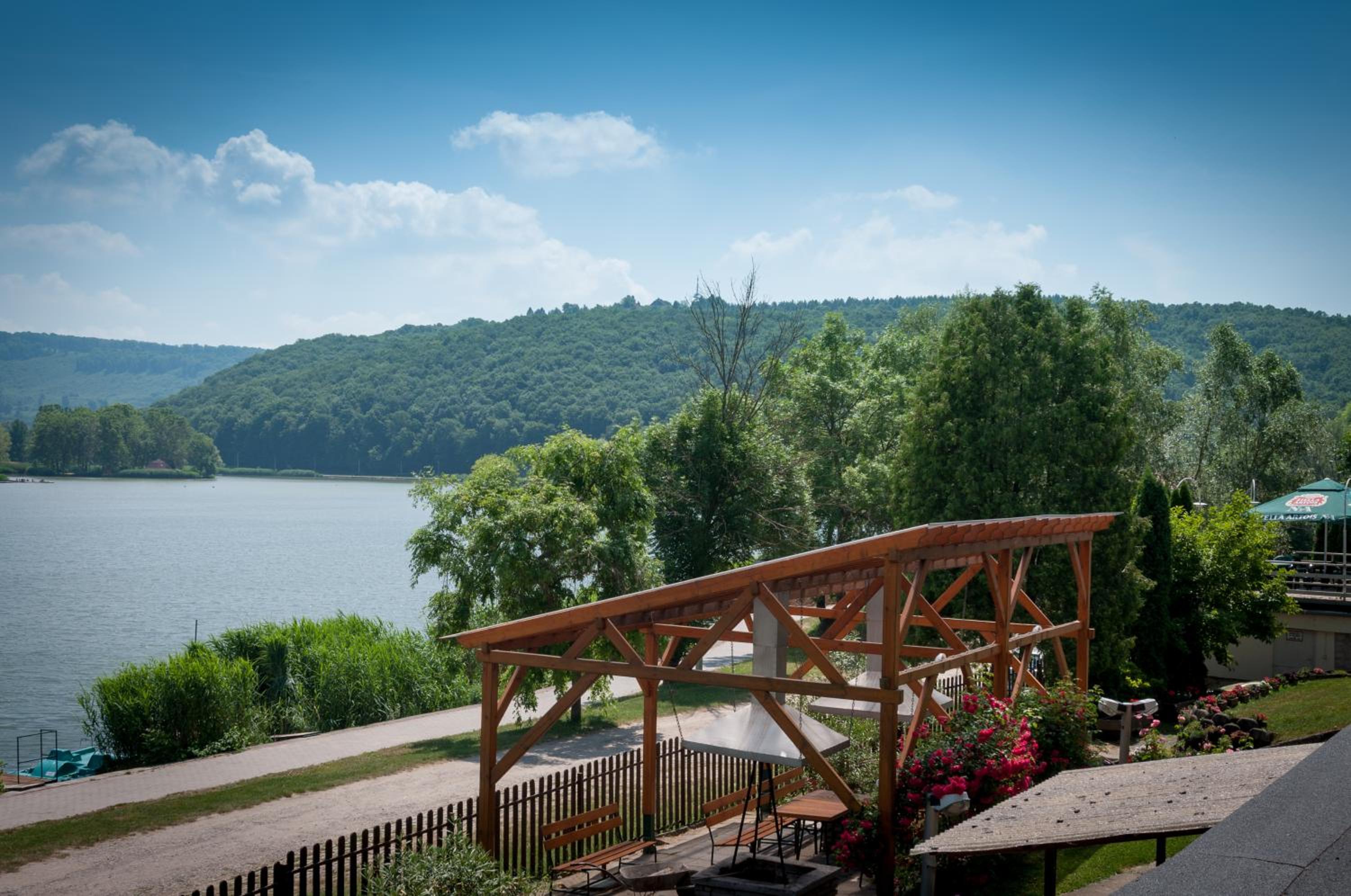 Laterum Motel view 5