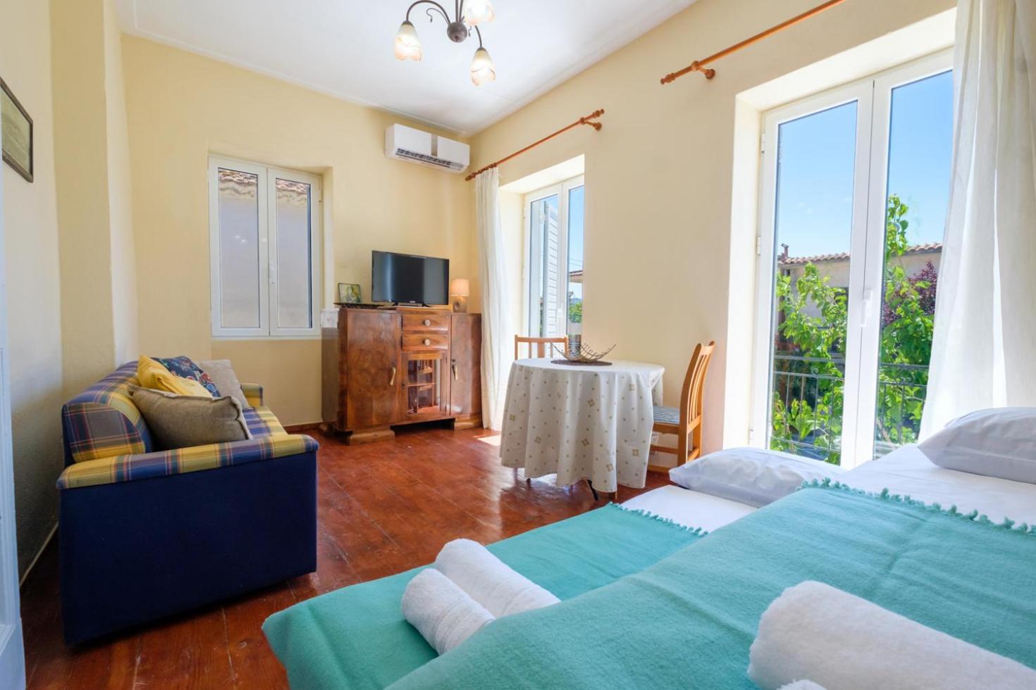 Annetas House view 2