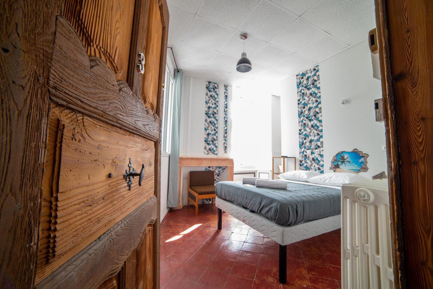 etape gimontoise 32 "Chambre tout confort" view 2