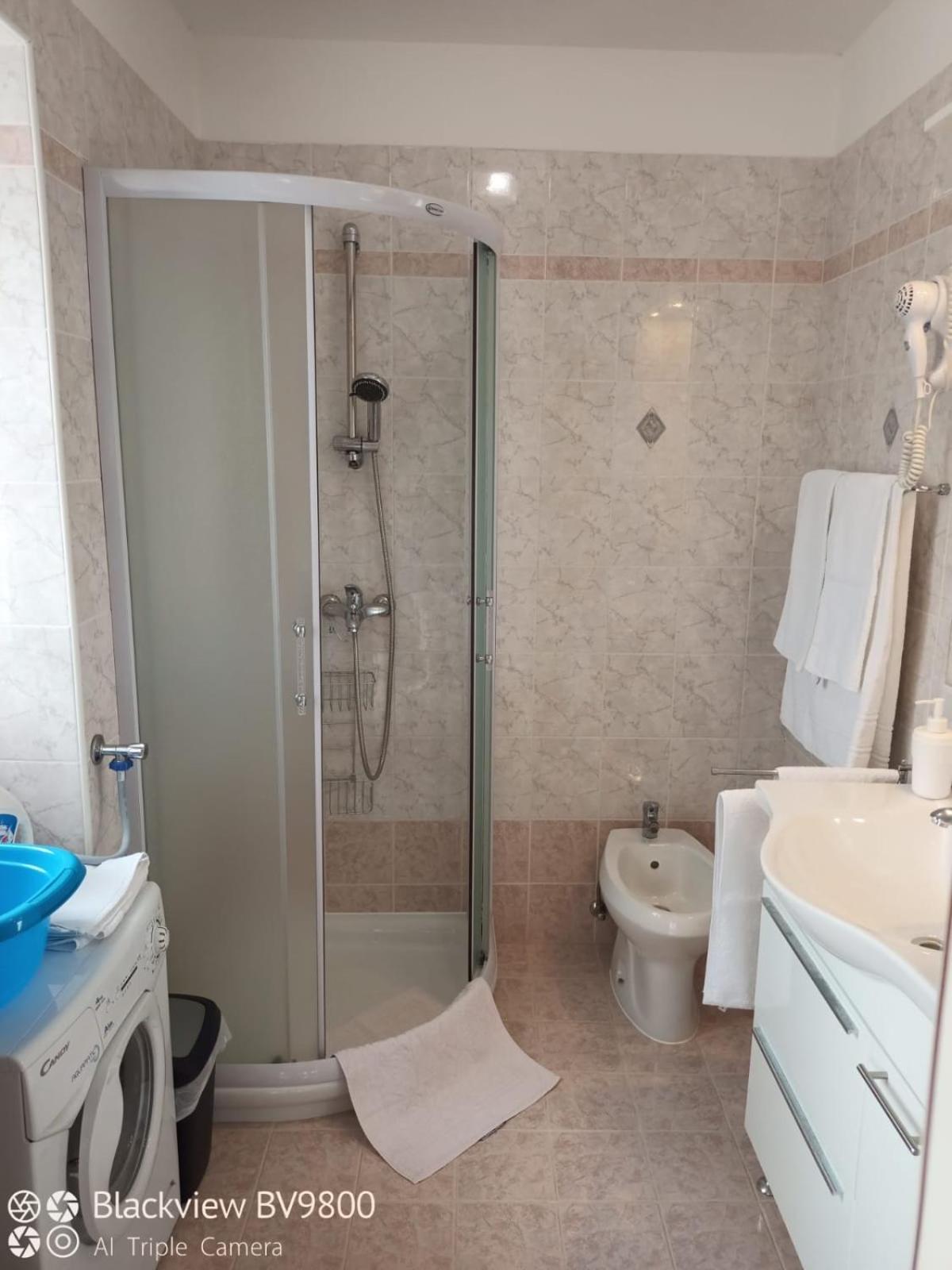 Apartments Vodarić Loznati