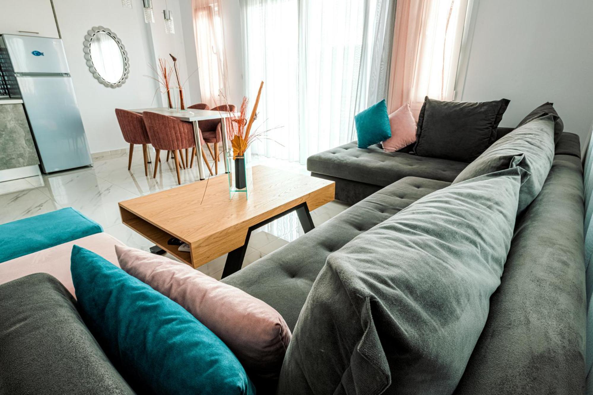 Design Suites Efharis (Brusco) view 3