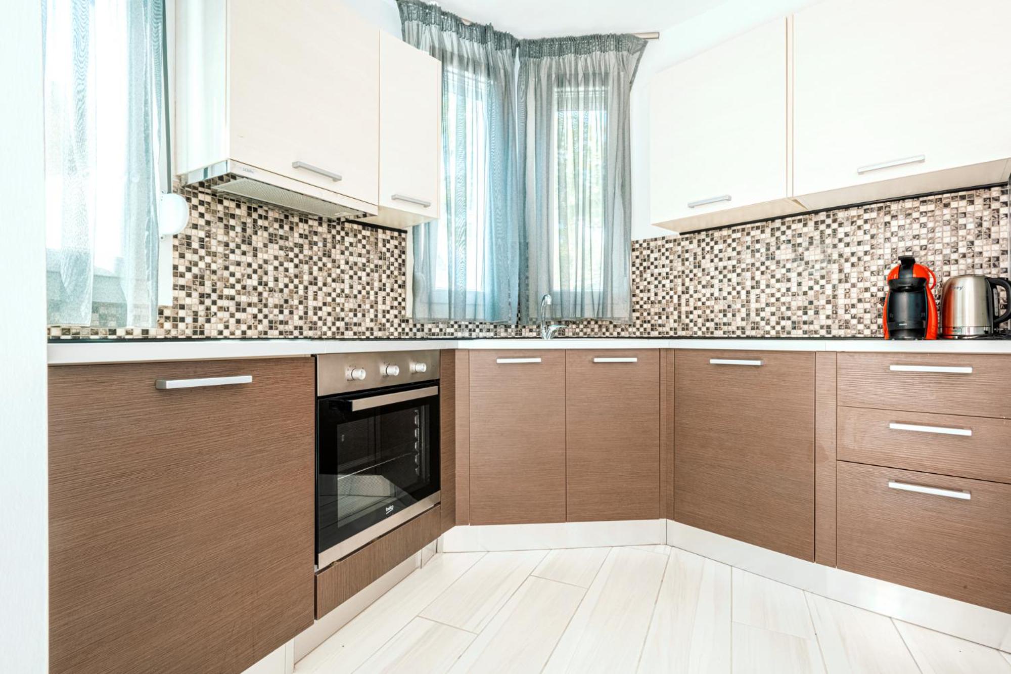 Design Suites Efharis (Syrah) view 5
