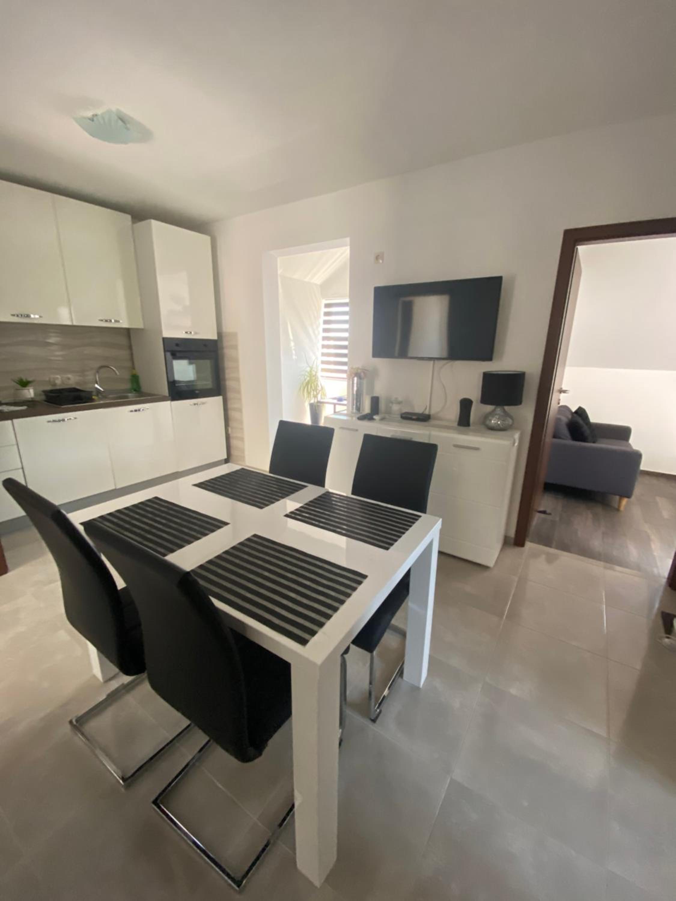 GUESTHOUSE RUZA SOBRA apartments in the attic of the house