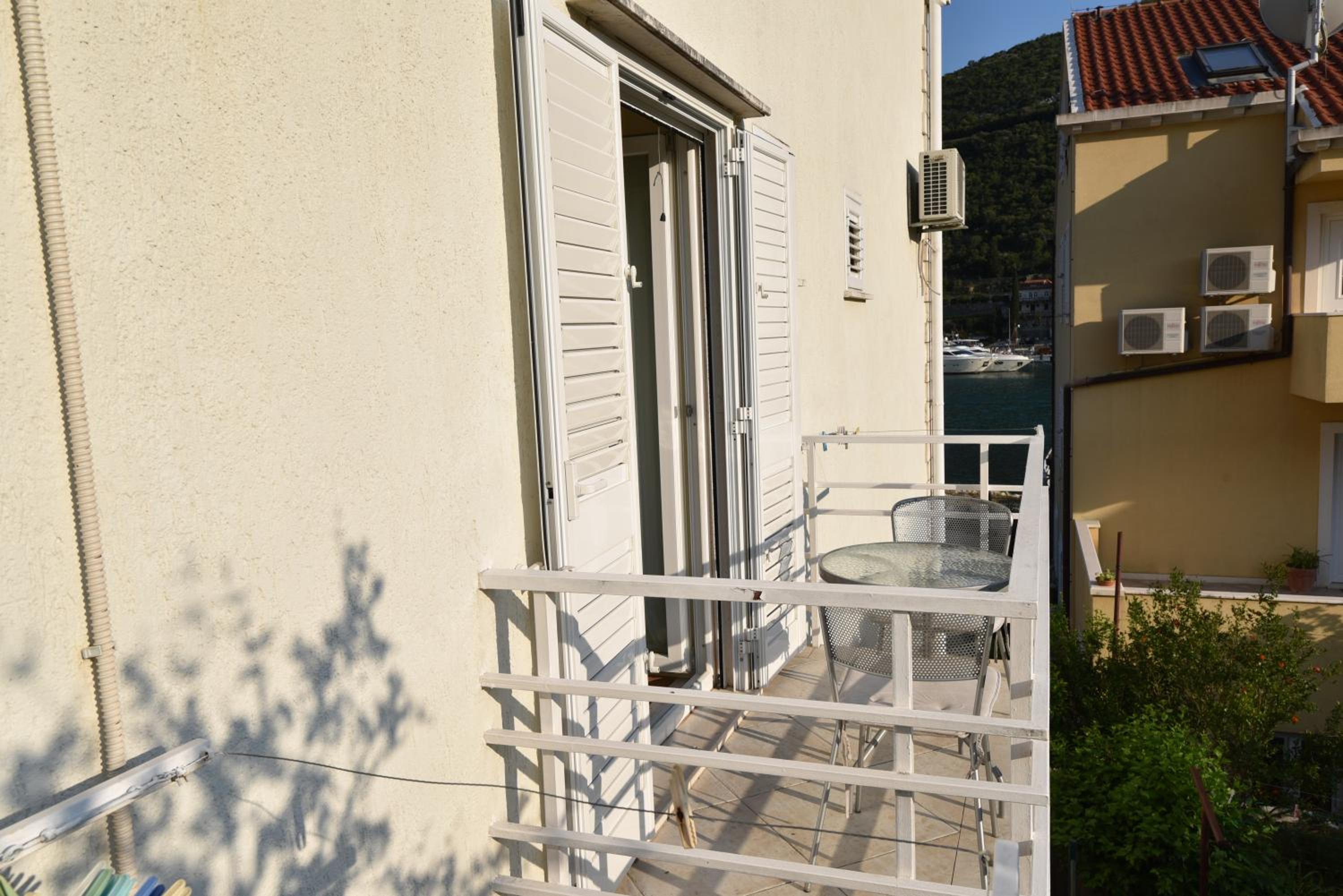 Apartments Pralas view 5