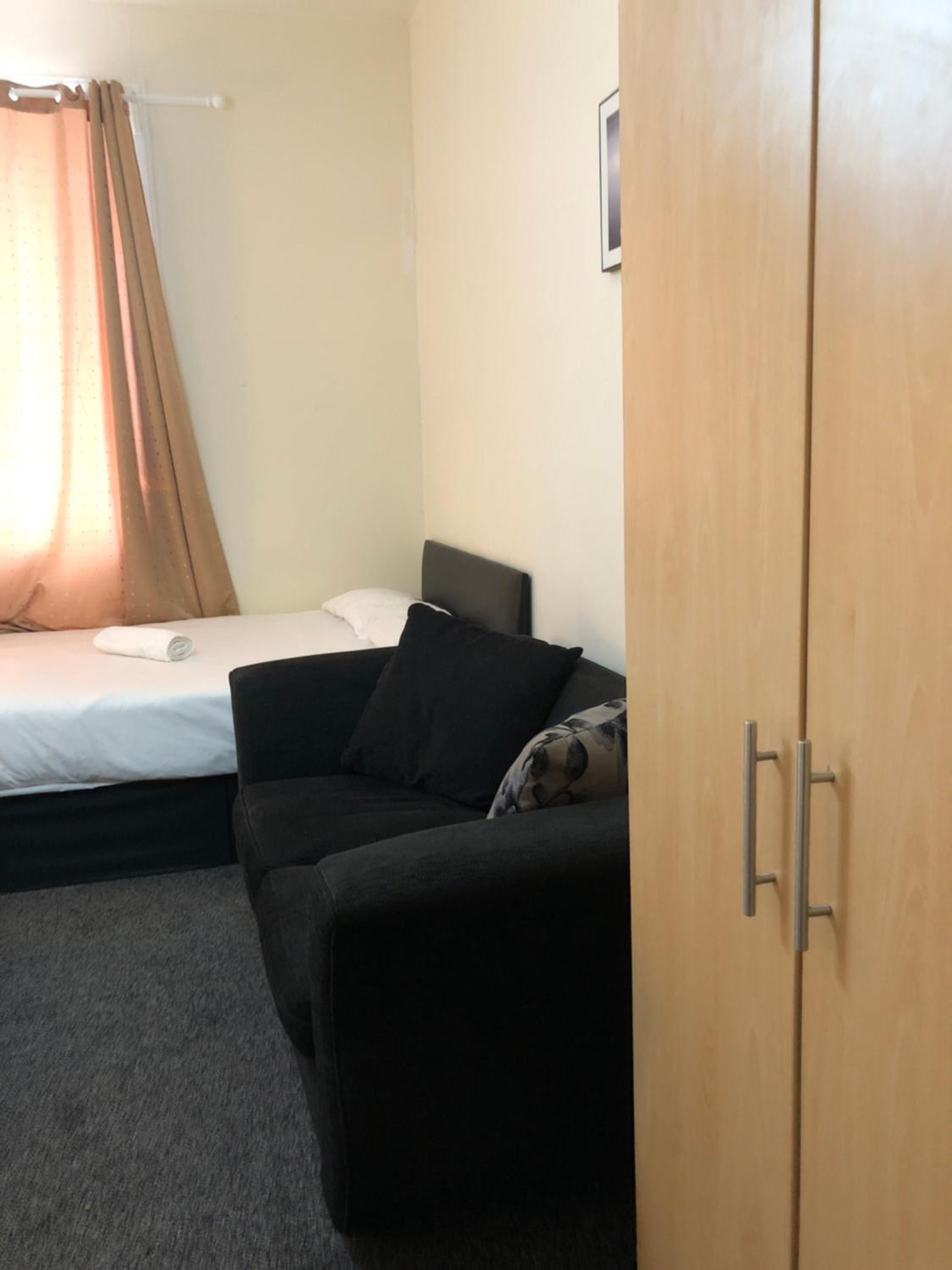 Renfrew rooms at City Centre