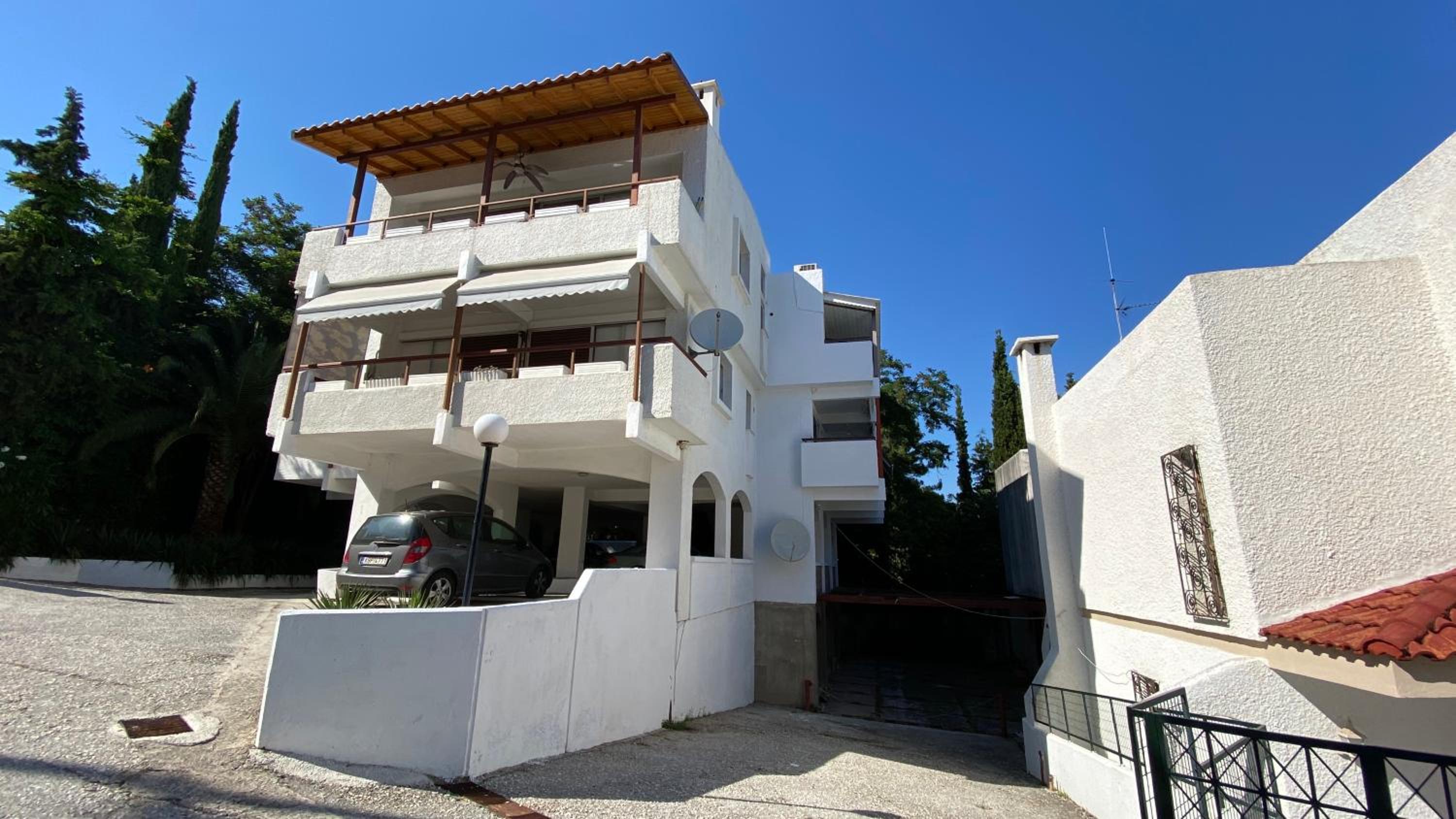 Irini Seaside Apartment