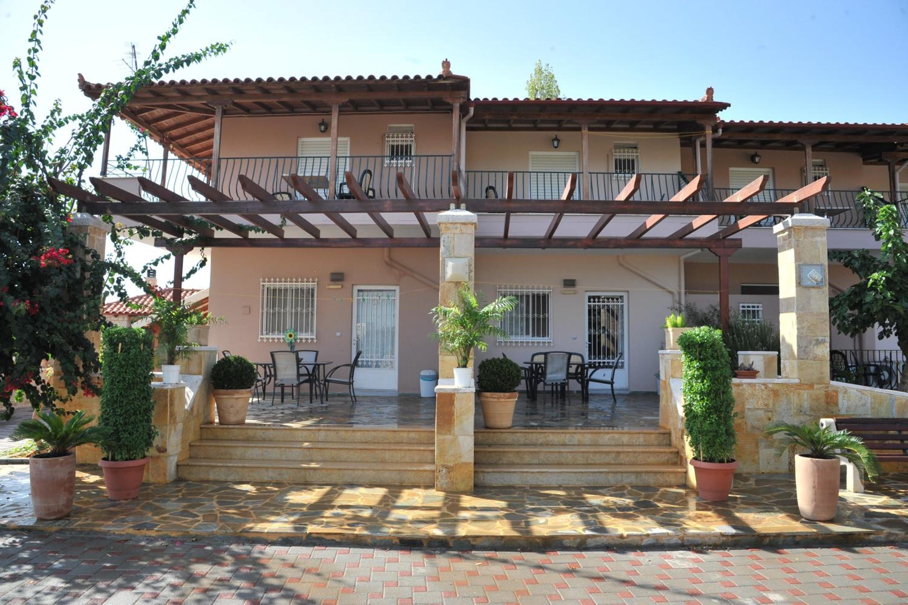 Angelos Kandia Apartments
