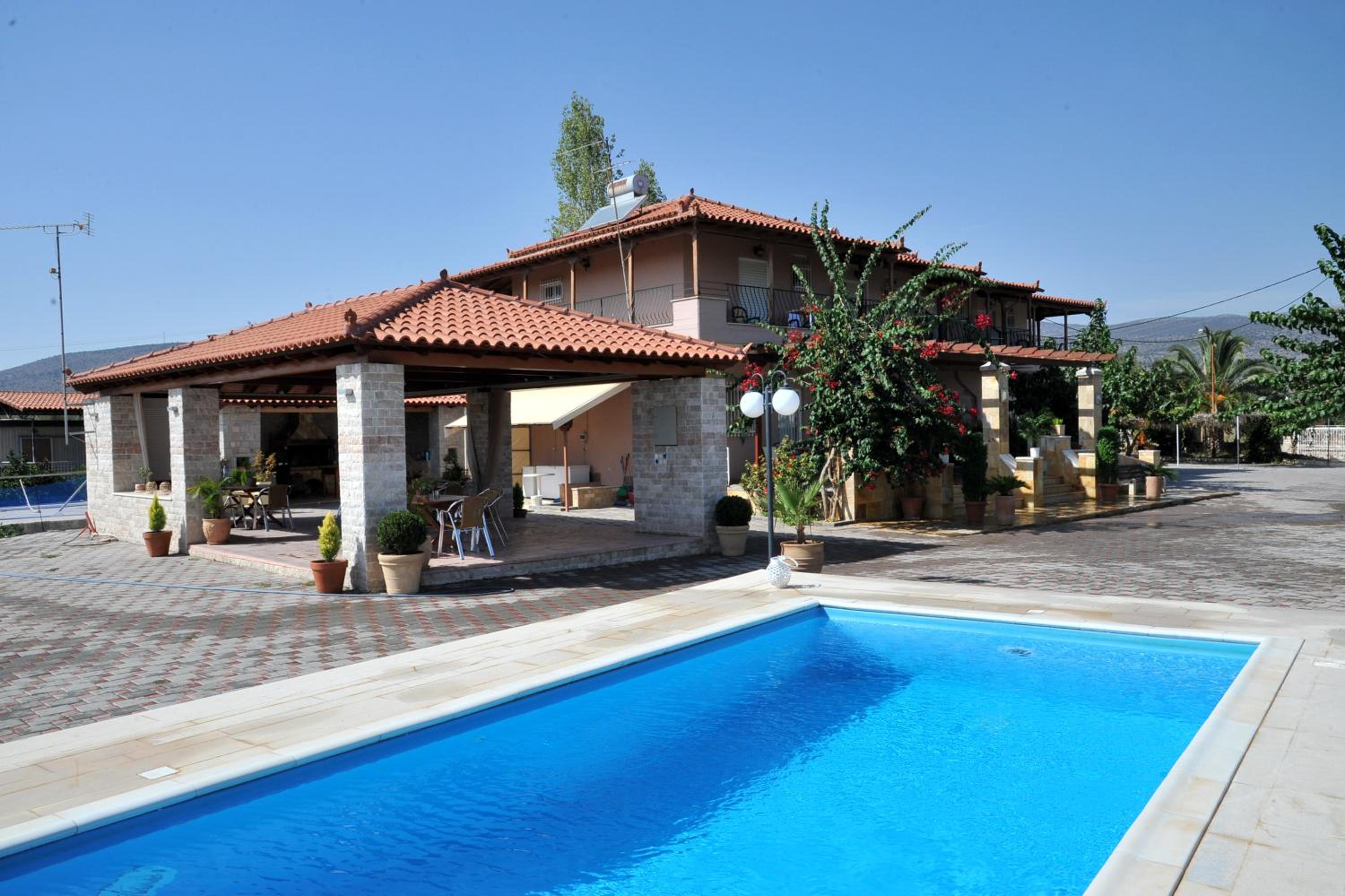 Angelos Kandia Apartments