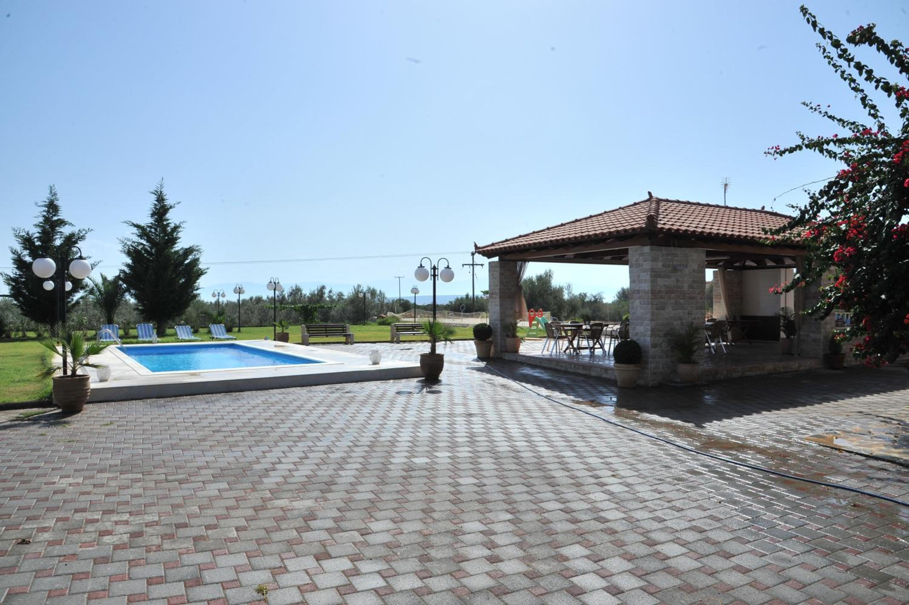 Angelos Kandia Apartments