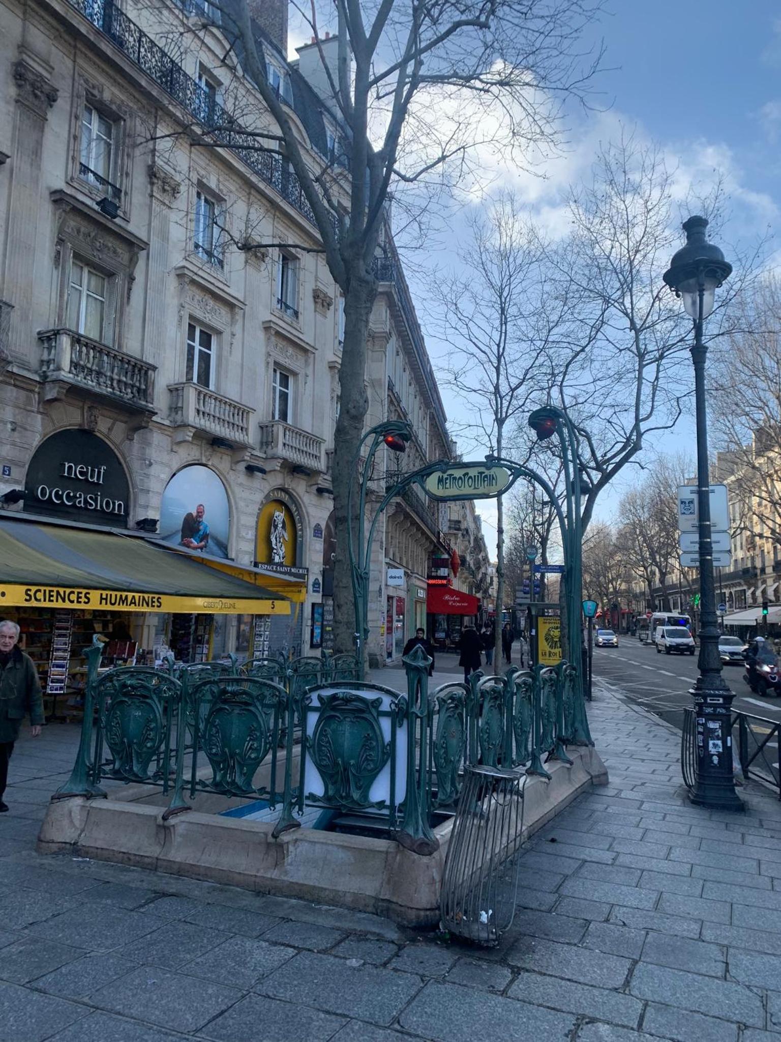 Quartierlatin apartment
