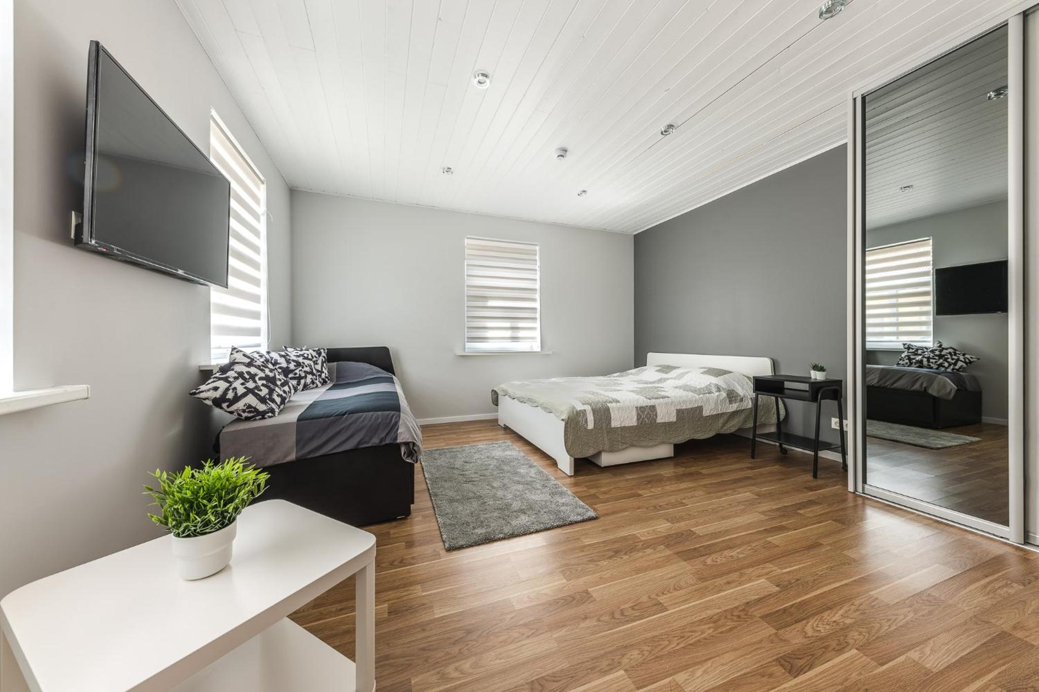 Hotel Strautu Lux Apartment - Image 1